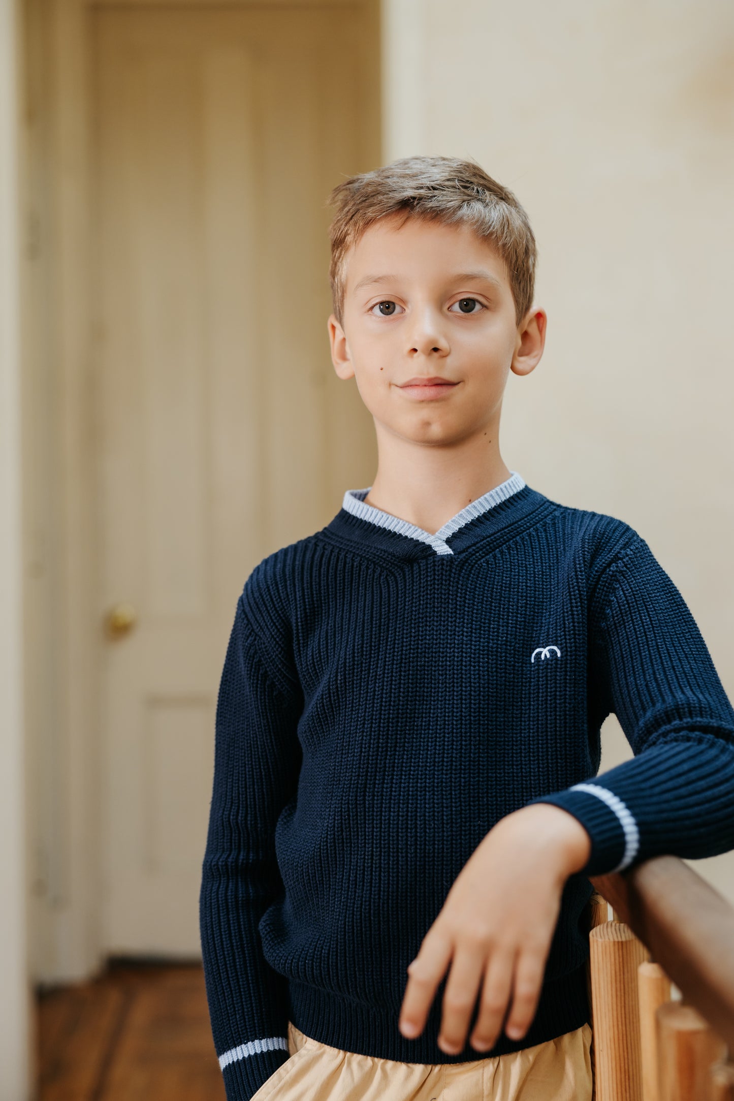 NUMU NAVY STRIPED V-NECK SWEATER