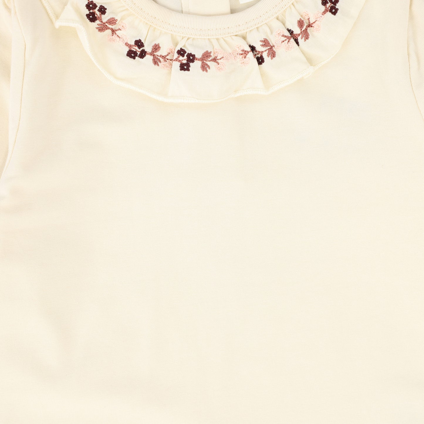MINYMO CREAM EMBROIDERED RUFFLE COLLAR TOP