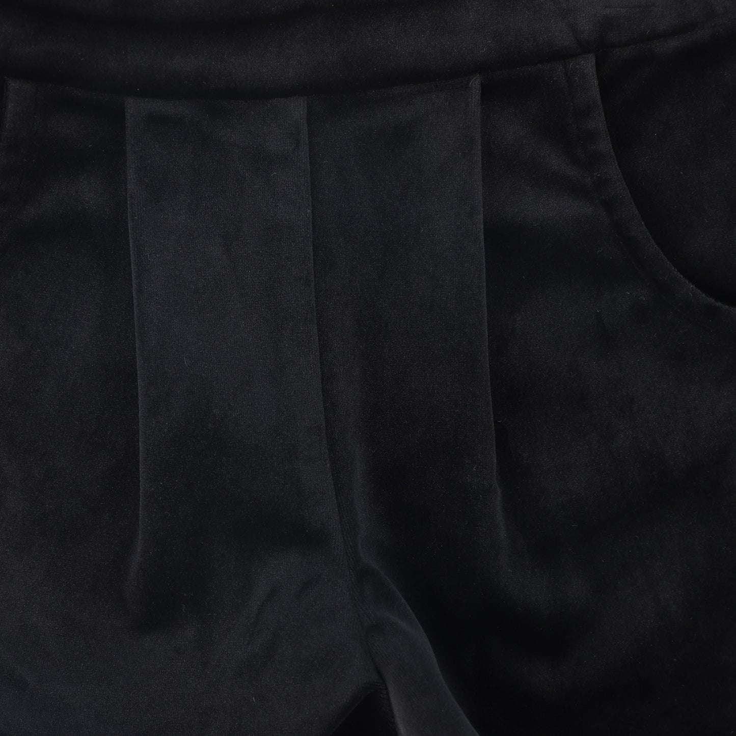 FRANCESCA GUILIANO BLACK VELVET POCKET SHORTS