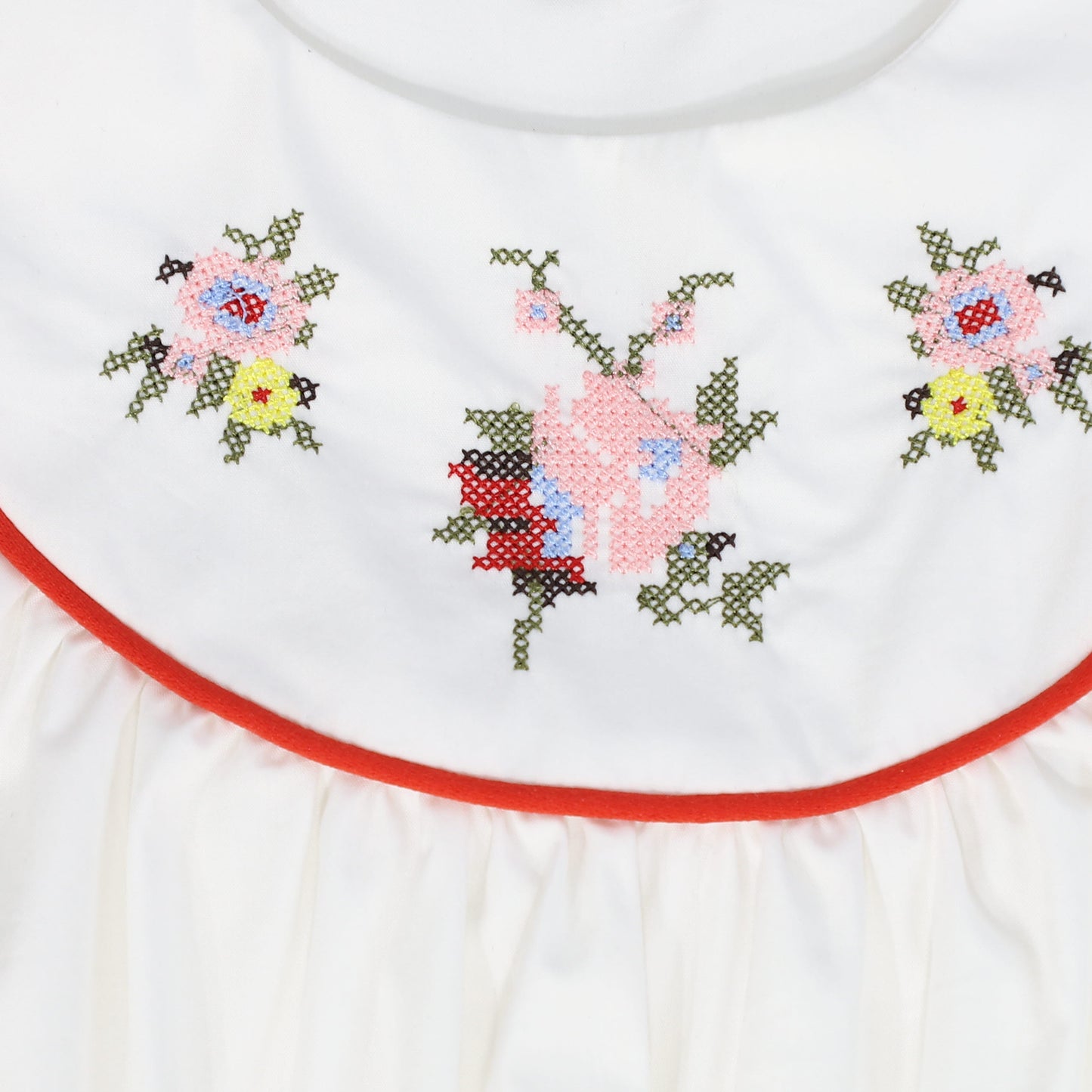 BAMBOO WHITE EMBROIDERED PIPED TRIM JUMPER