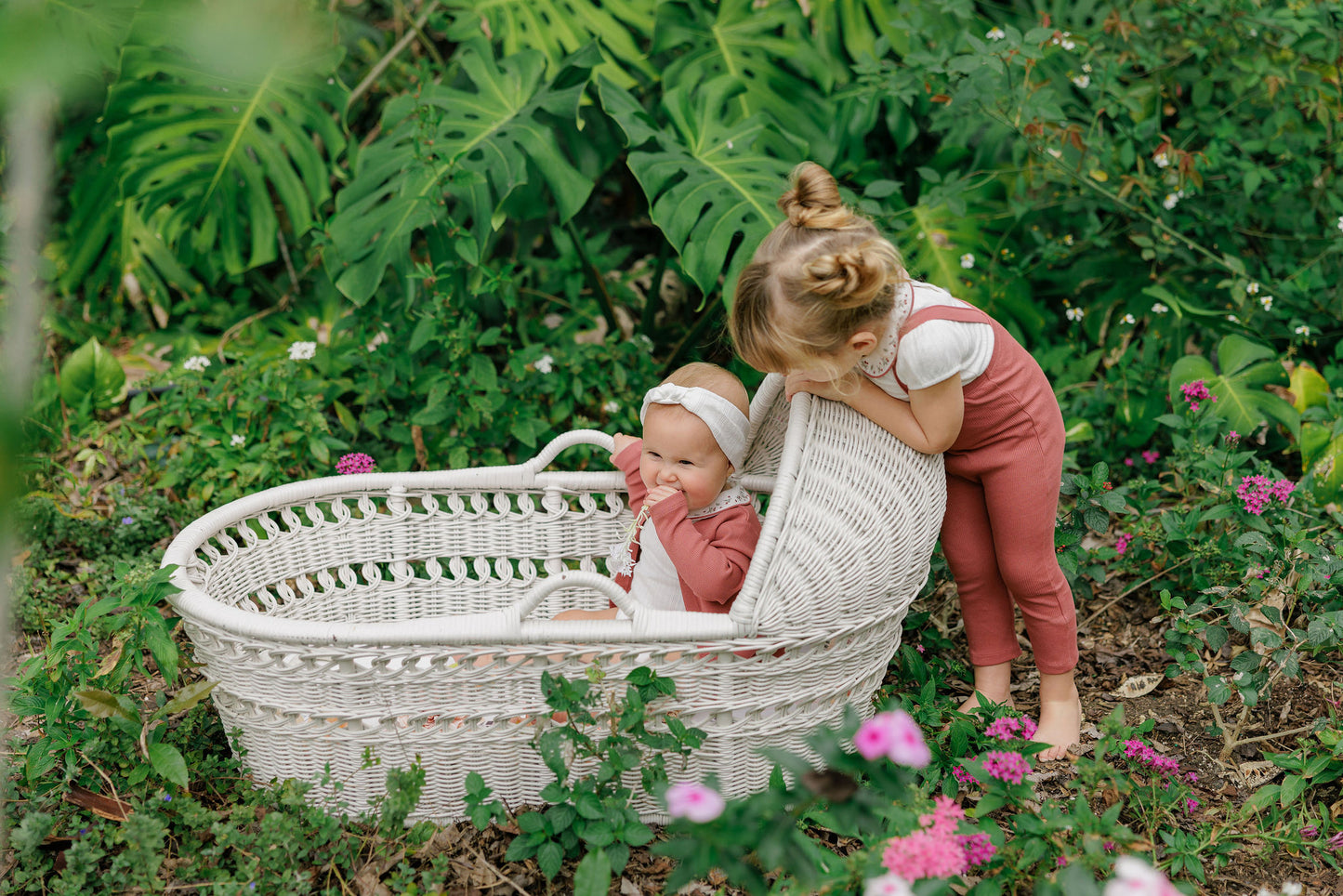 ELYS & CO IVORY/PINK FLORAL EMBROIDERED OVERALL SET