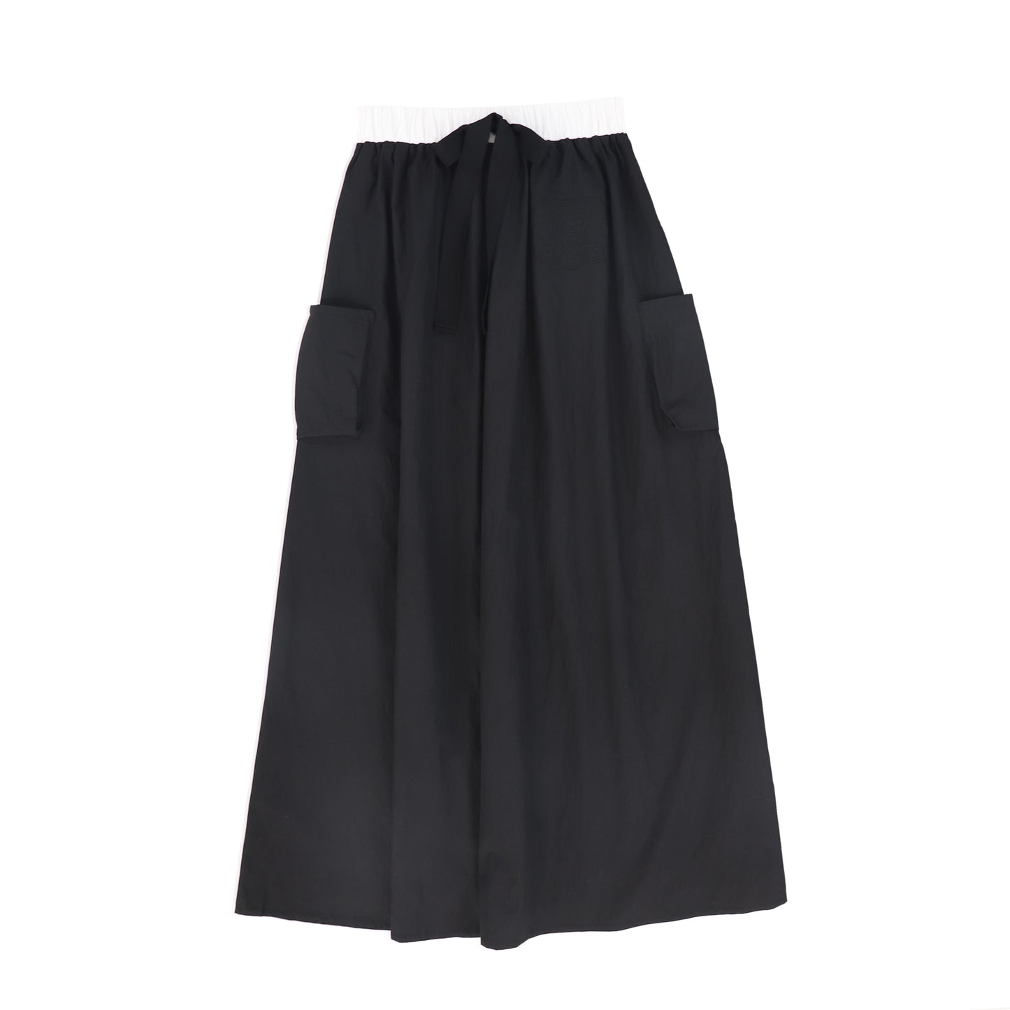 TEA BLACK/WHITE CARGO POCKET MIDI SKIRT