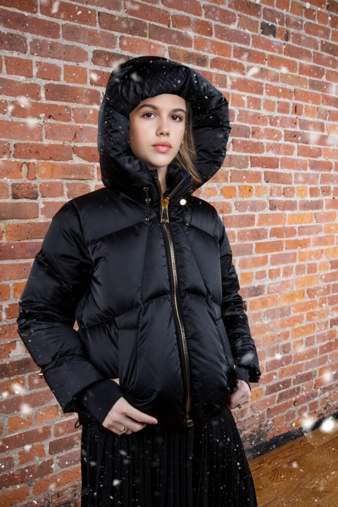 ELLABEE BLACK ZIPPER PUFFER COAT