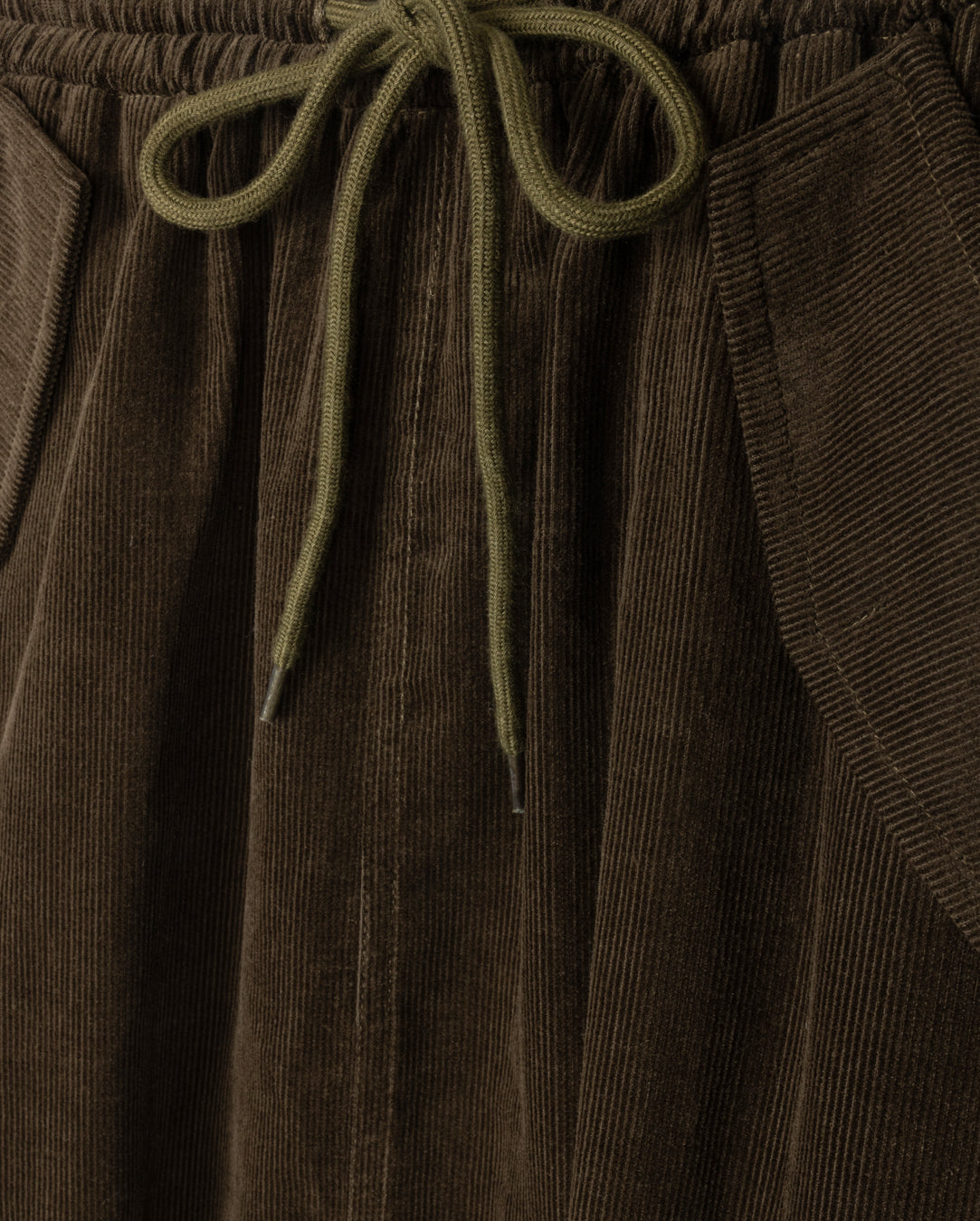 VIBE GREEN CORDUROY DRAWSTRING CARGO POCKET SKIRT