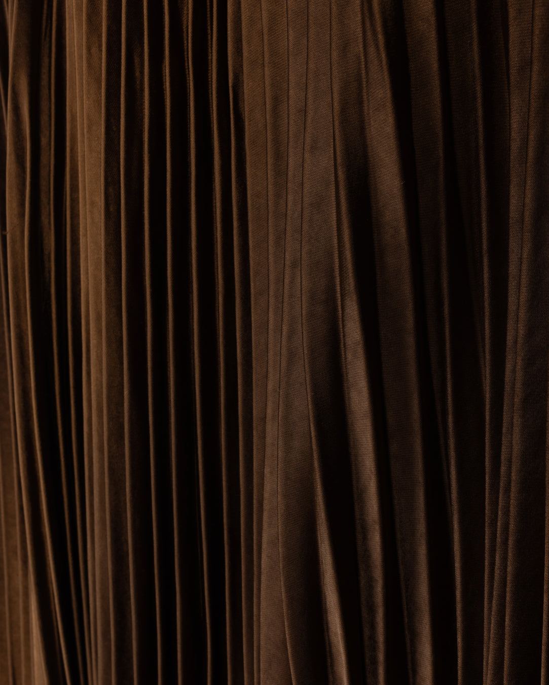 TUSTELLO BROWN TINY PLEAT MIDI SKIRT