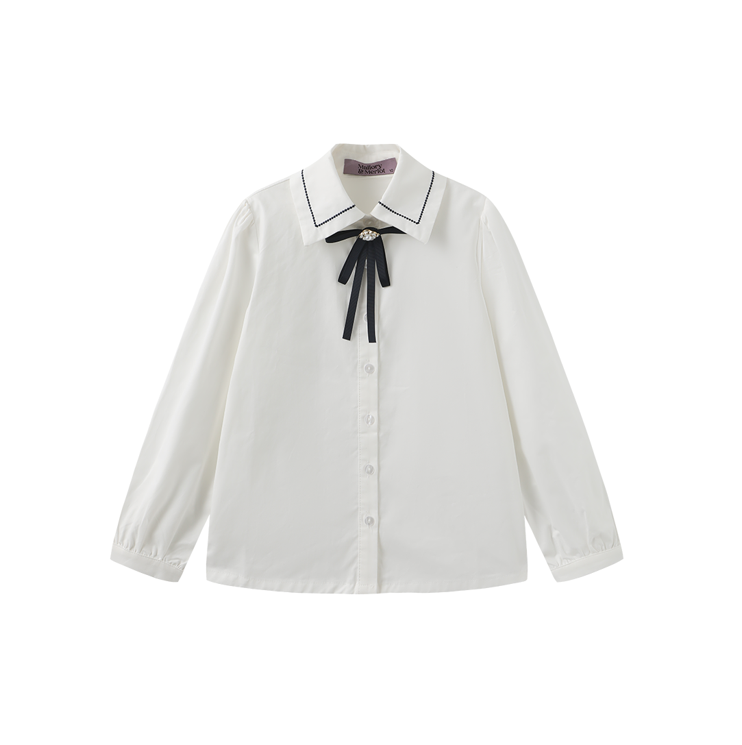 MALLORY AND MERLOT IVORY/NAVY COLLAR STITCH BLOUSE