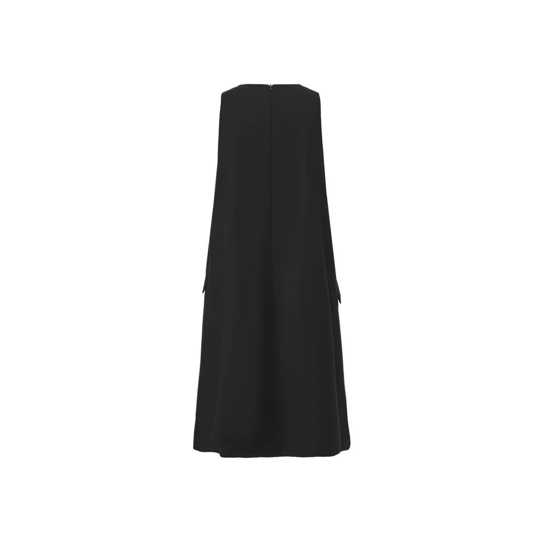 MINIMAL BLACK SUIT SWING JUMPER