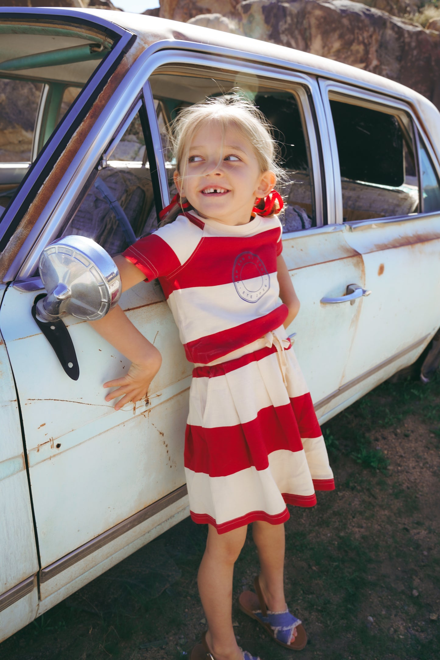 COCO BLANC RED WIDE STRIPE SS T-SHIRT