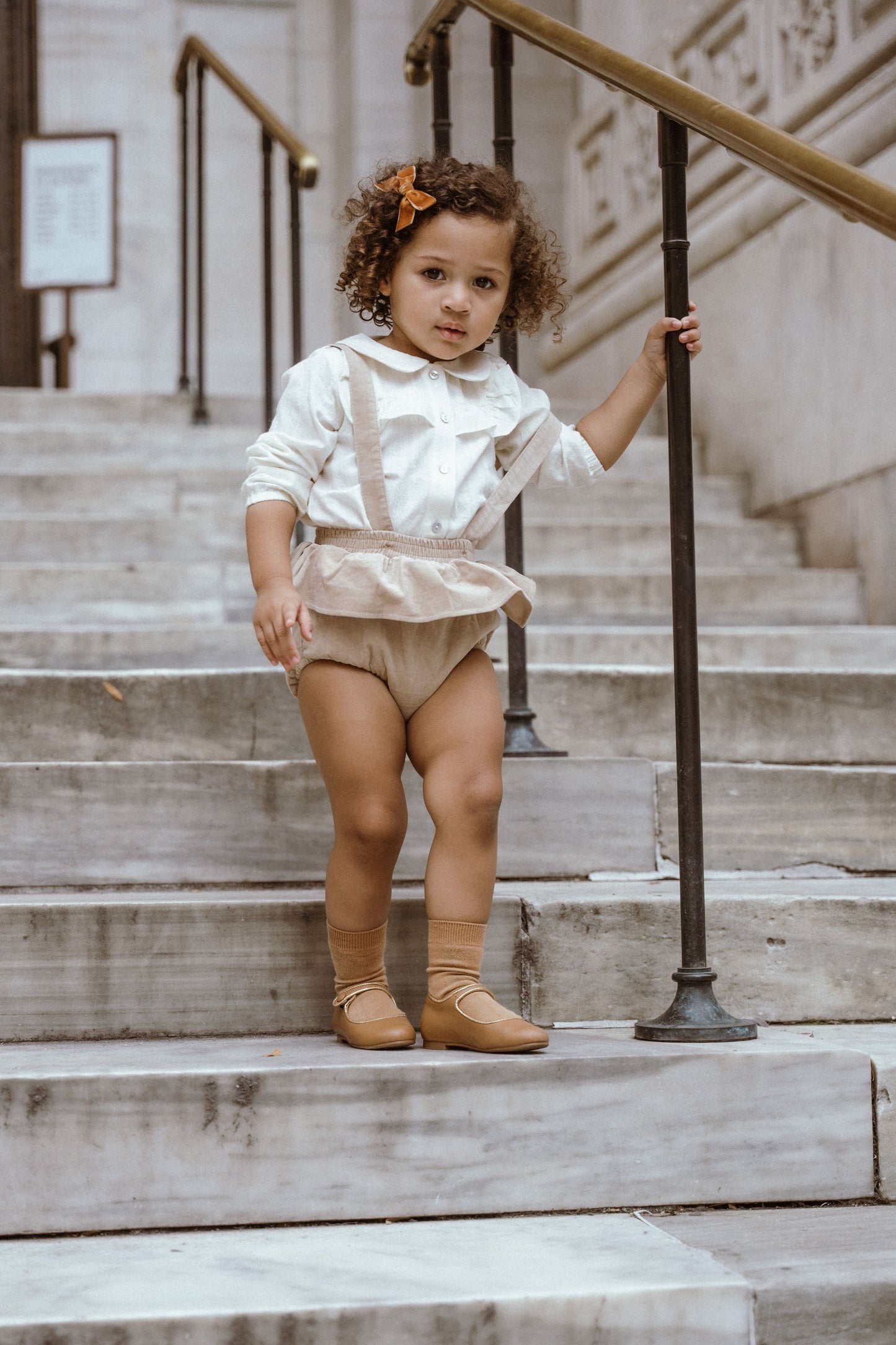 COCO BLANC CREAM SUSPENDER RUFFLE BLOOMERS
