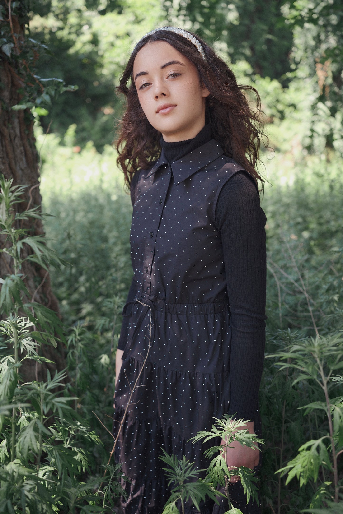 VALENTINA BLACK RHINESTONE COLLARED JUMPER