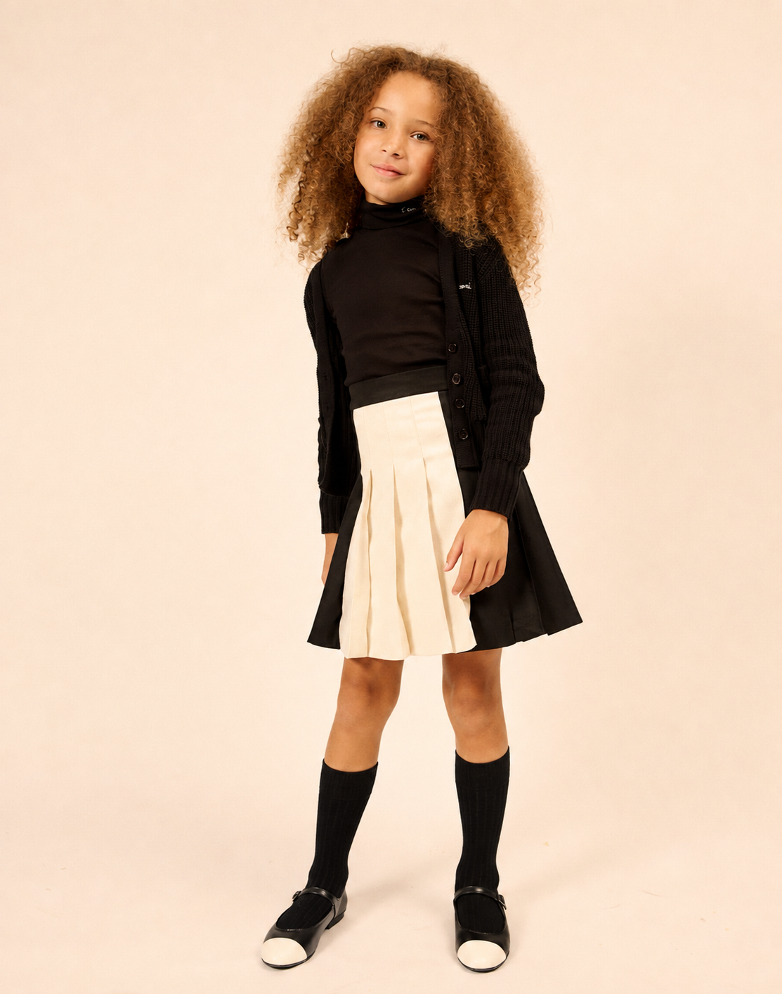 LITTLE PARNI BLACK BUTTON CARDIGAN