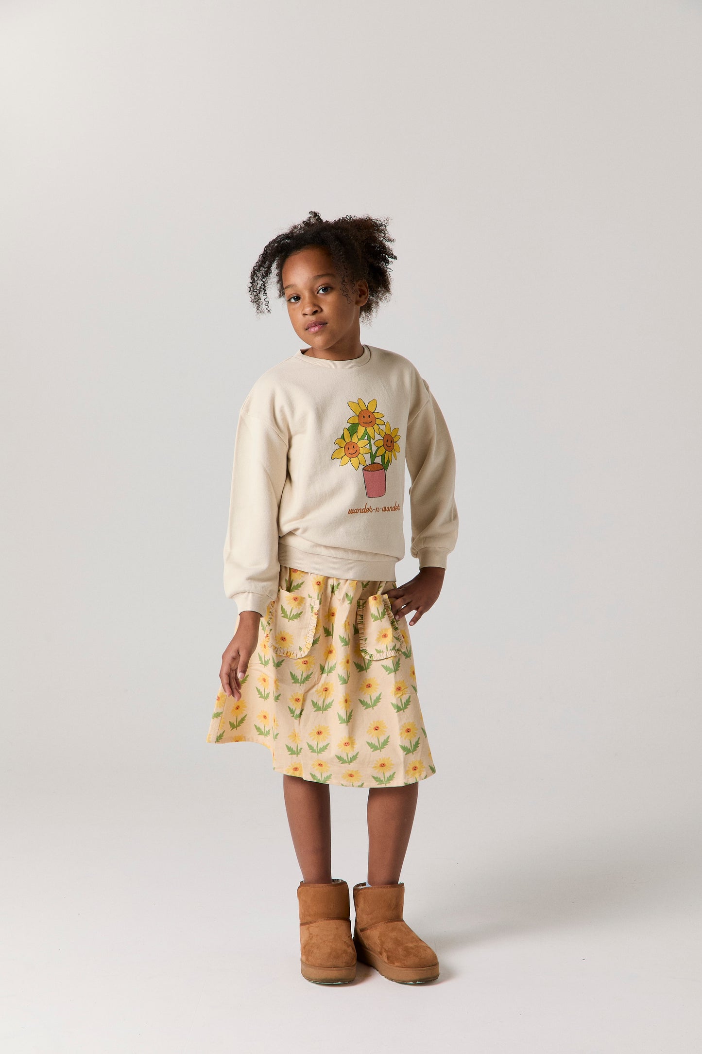 WANDER & WONDER OAT SUNFLOWER PRINT SWEATSHIRT