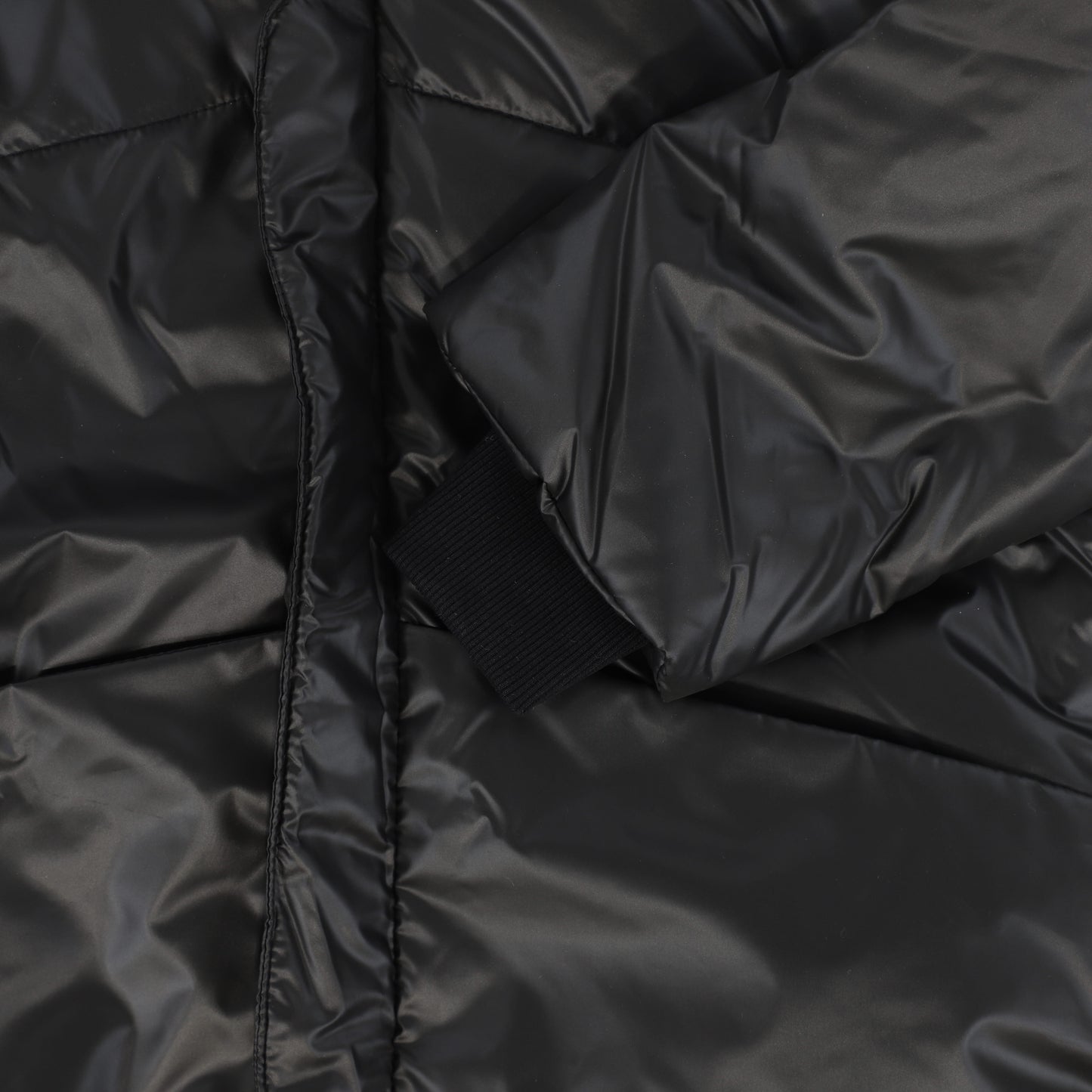 BOOSO BLACK PUFFER COAT