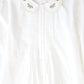 PAPILLON WHITE PLEAT EMBROIDERED COLLAR BLOUSE