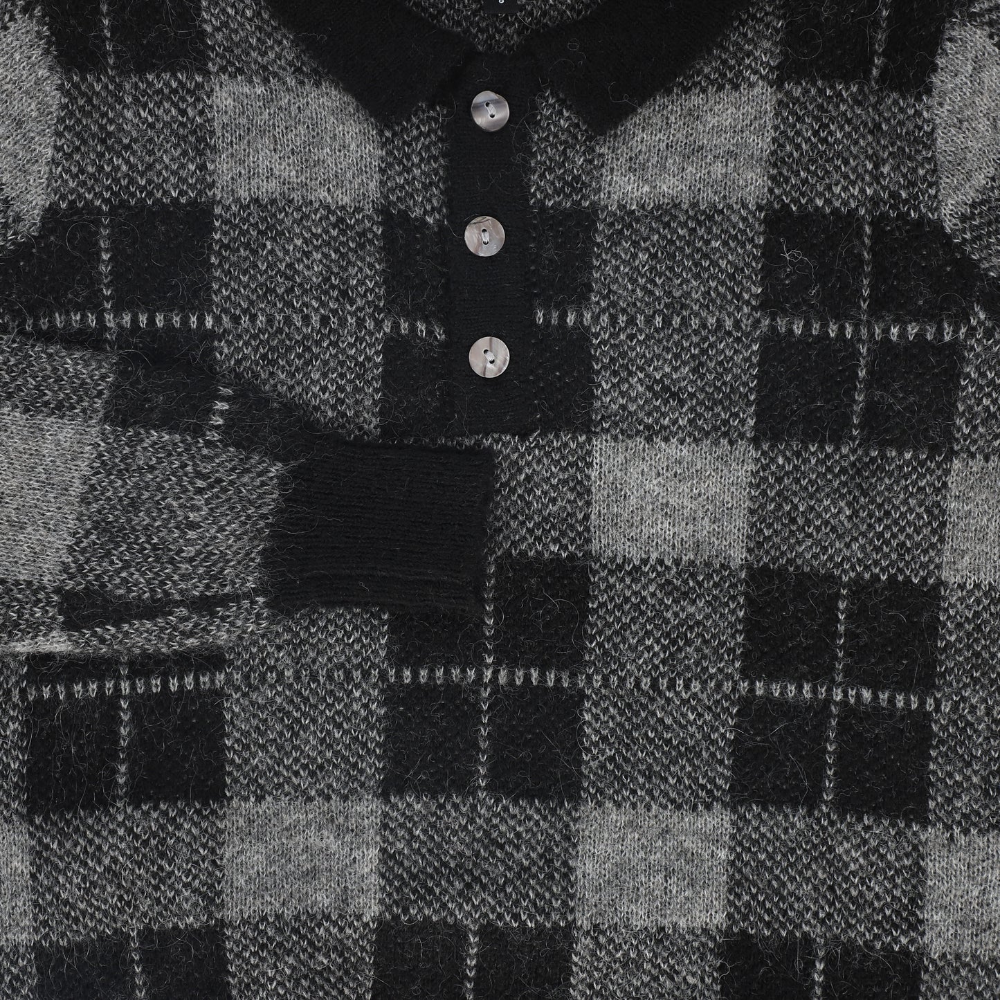 BAMBOO BLACK/CHARCOAL PLAID KNIT COLLAR SWEATER