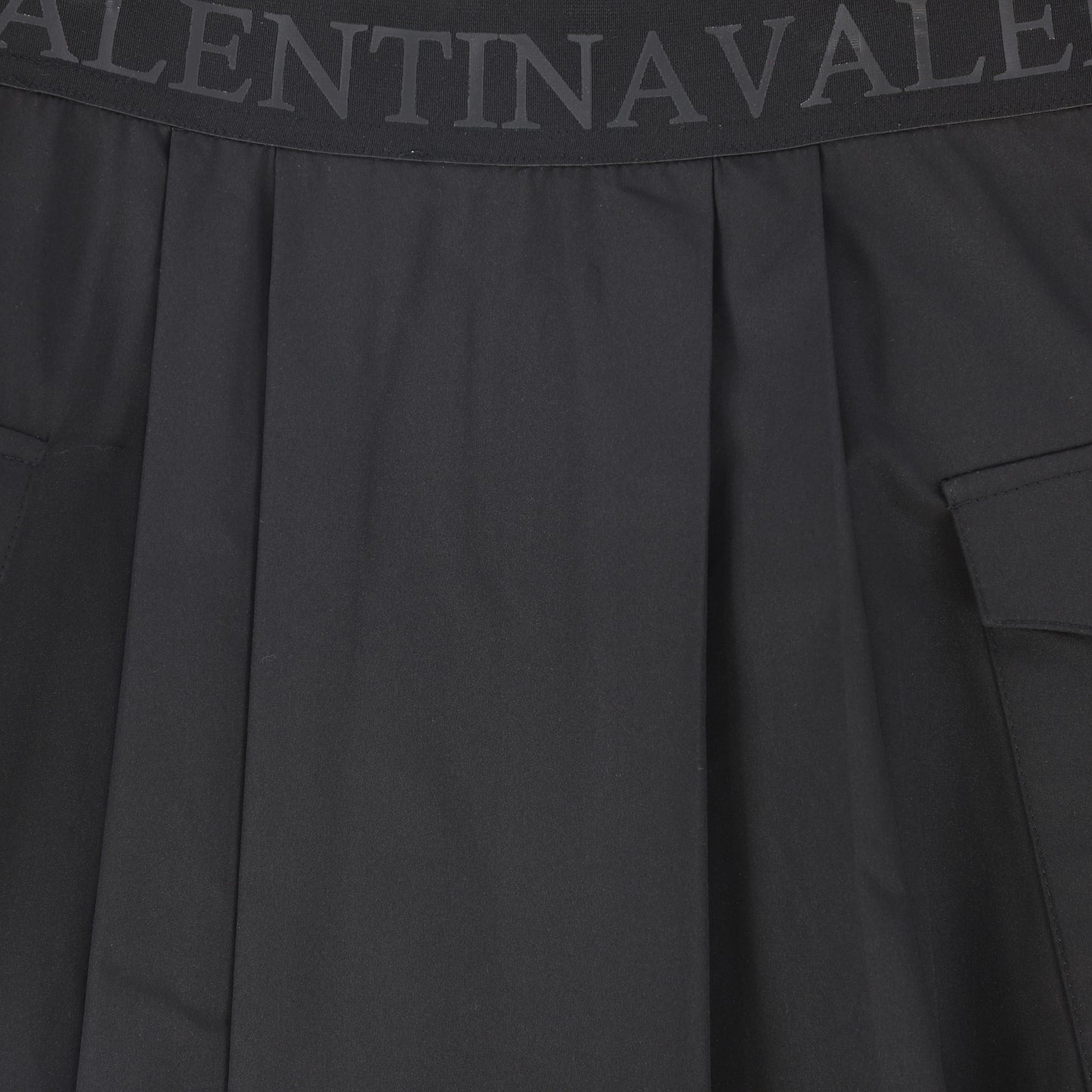 VALENTINA BLACK PLEATED CARGO SKIRT