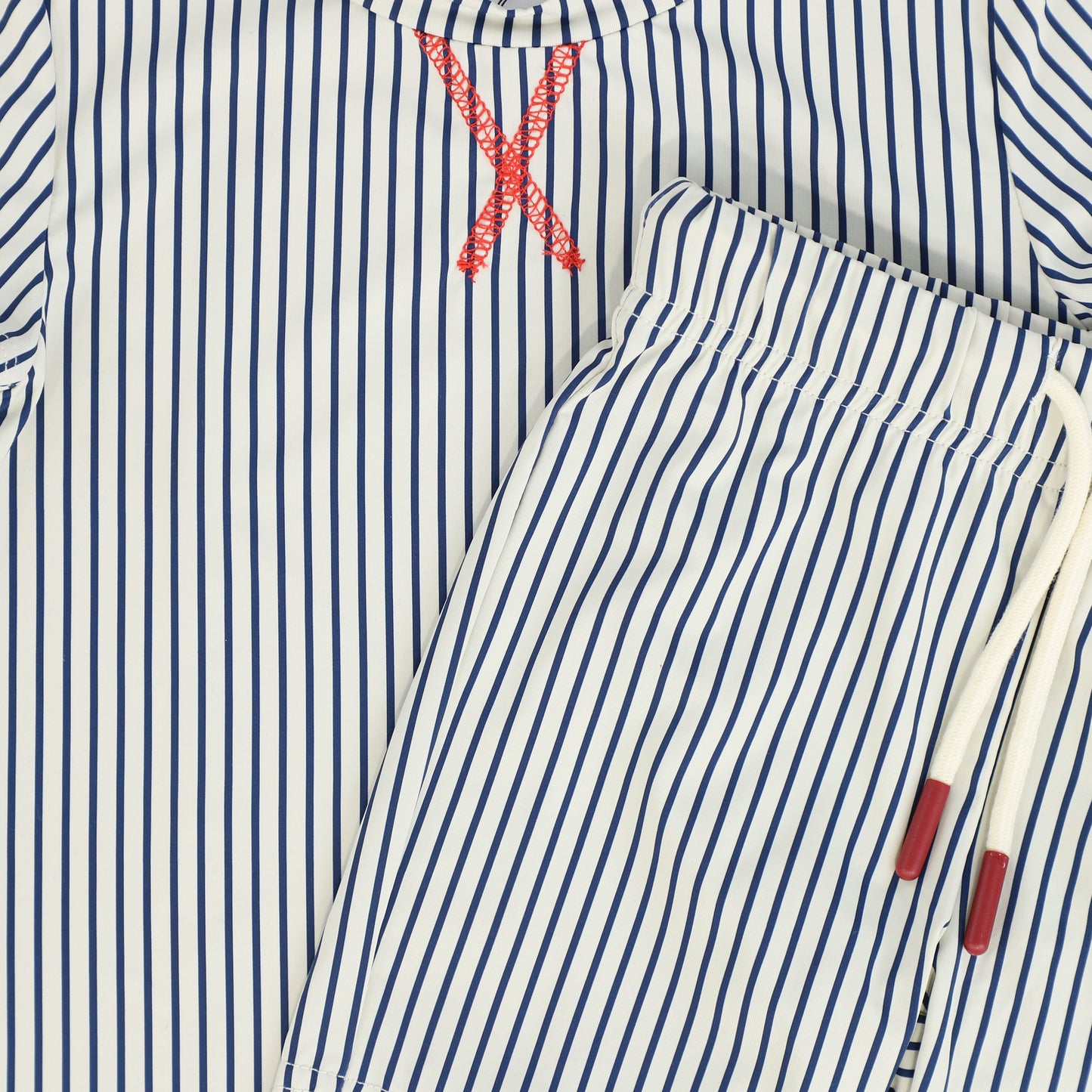 WATER CLUB WHITE/BLUE THIN STRIPED SHORTS SET