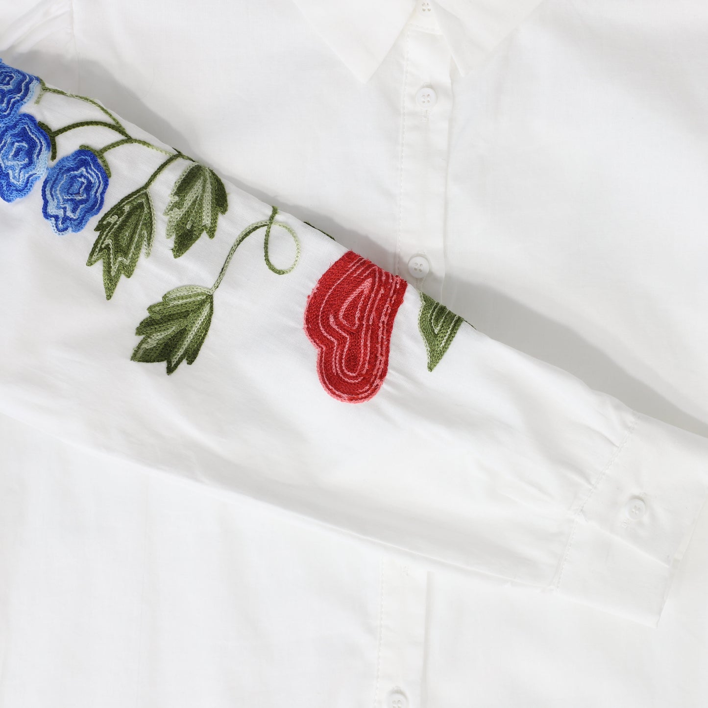 VALENTINA WHITE LINEN EMBROIDERED BLOUSE