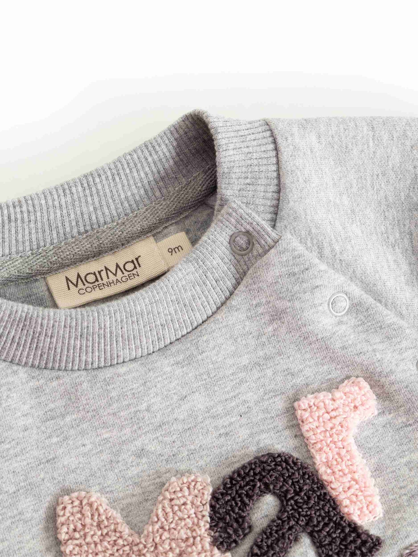 MARMAR COPENHAGEN GREY/PINK STACKED LOGO SWEATSHIRT
