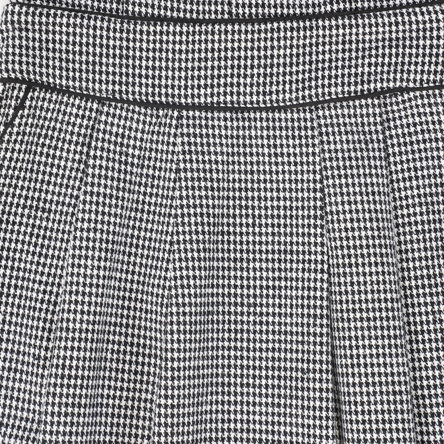 VALENTINA BLACK/WHITE HOUNDSTOOTH PLEATED TRIM SKIRT