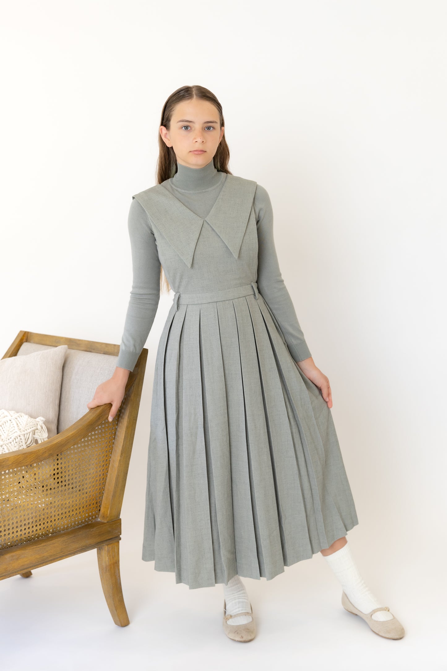 NOUNELLE SAGE SAILOR COLLAR PLEATED JUMPER