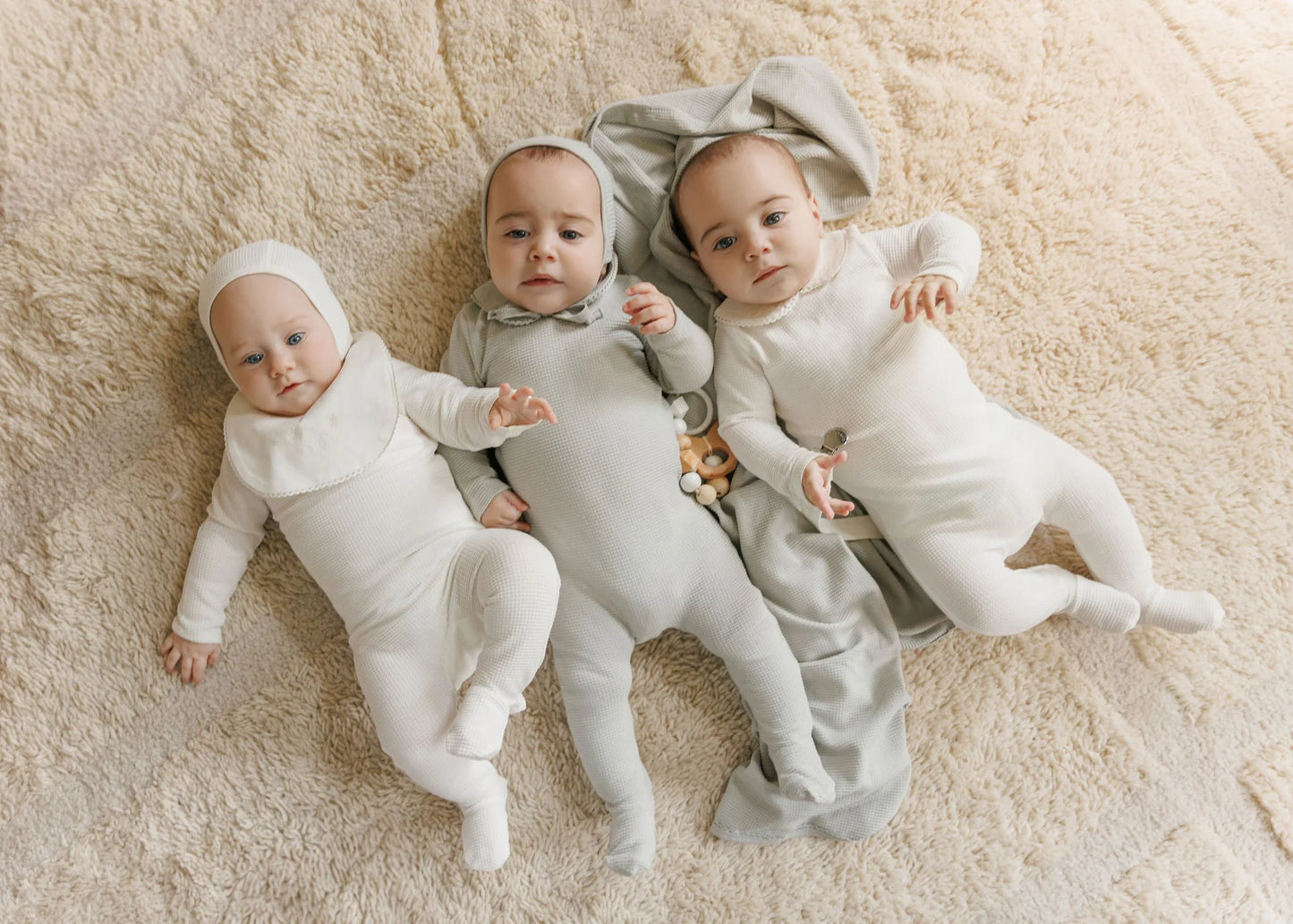 ELY'S & CO IVORY BOY EMBROIDERED COLLAR OVERALL SET