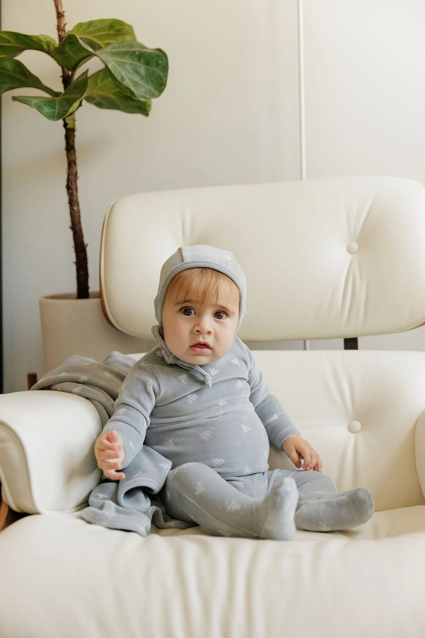 ELY'S & CO BLUE VELOUR LEAF PATTERN FOOTIE + BONNET