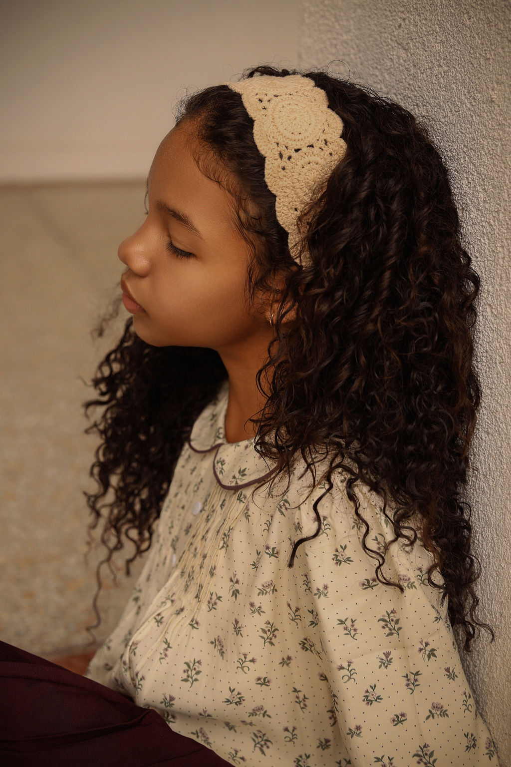 BAMBOO CREAM/BURGUNDY FLORAL PRINT PLEAT BLOUSE