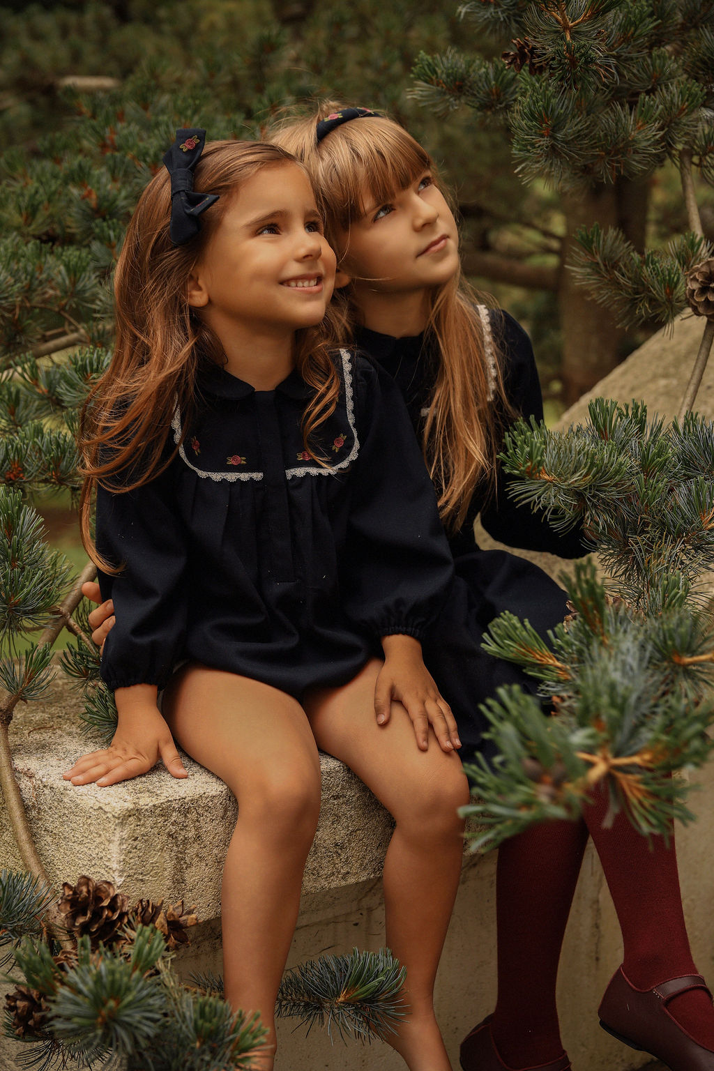 BAMBOO NAVY EMBROIDERED TRIM COLLAR ROMPER