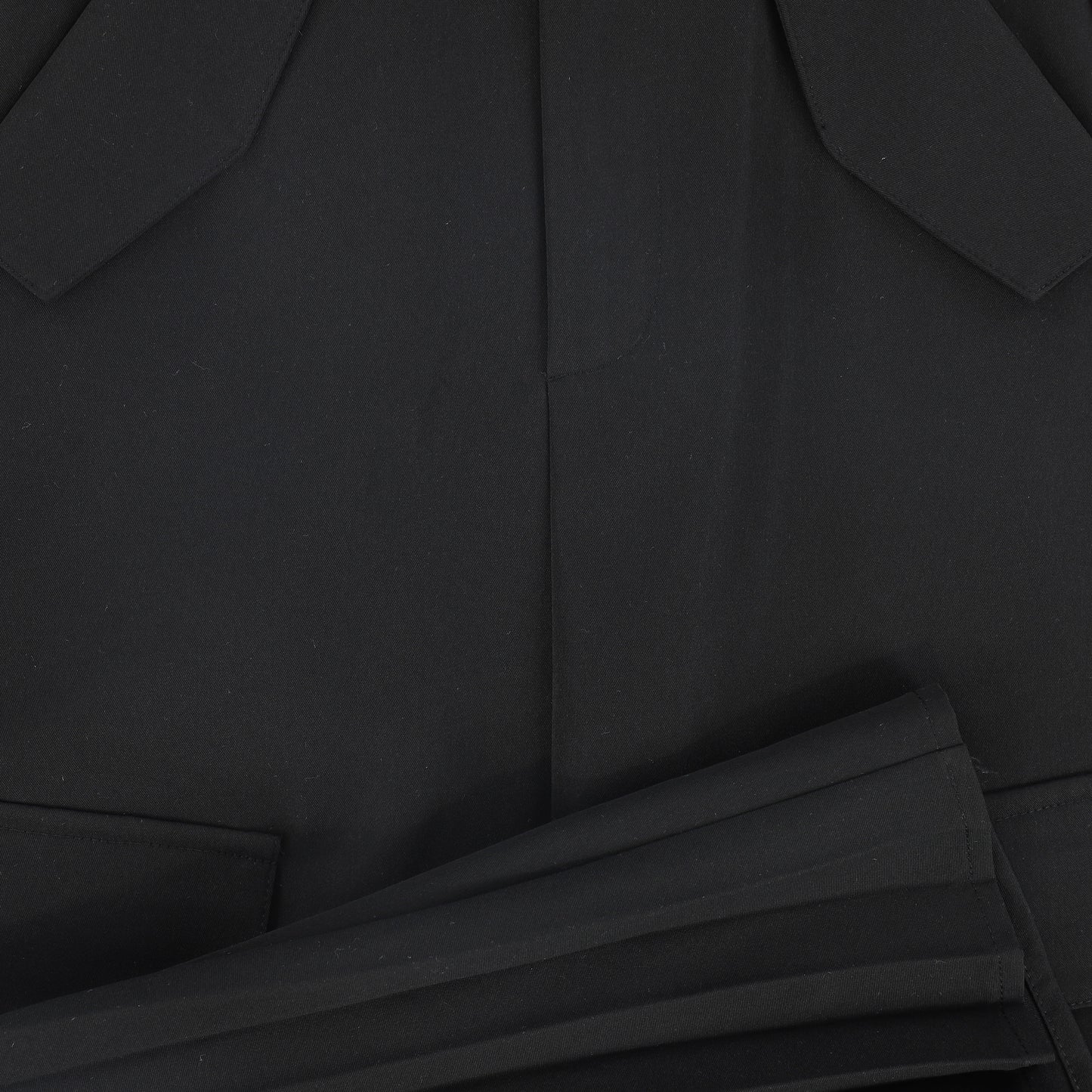 VALENTINA BLACK BACK PLEAT CARGO SKIRT