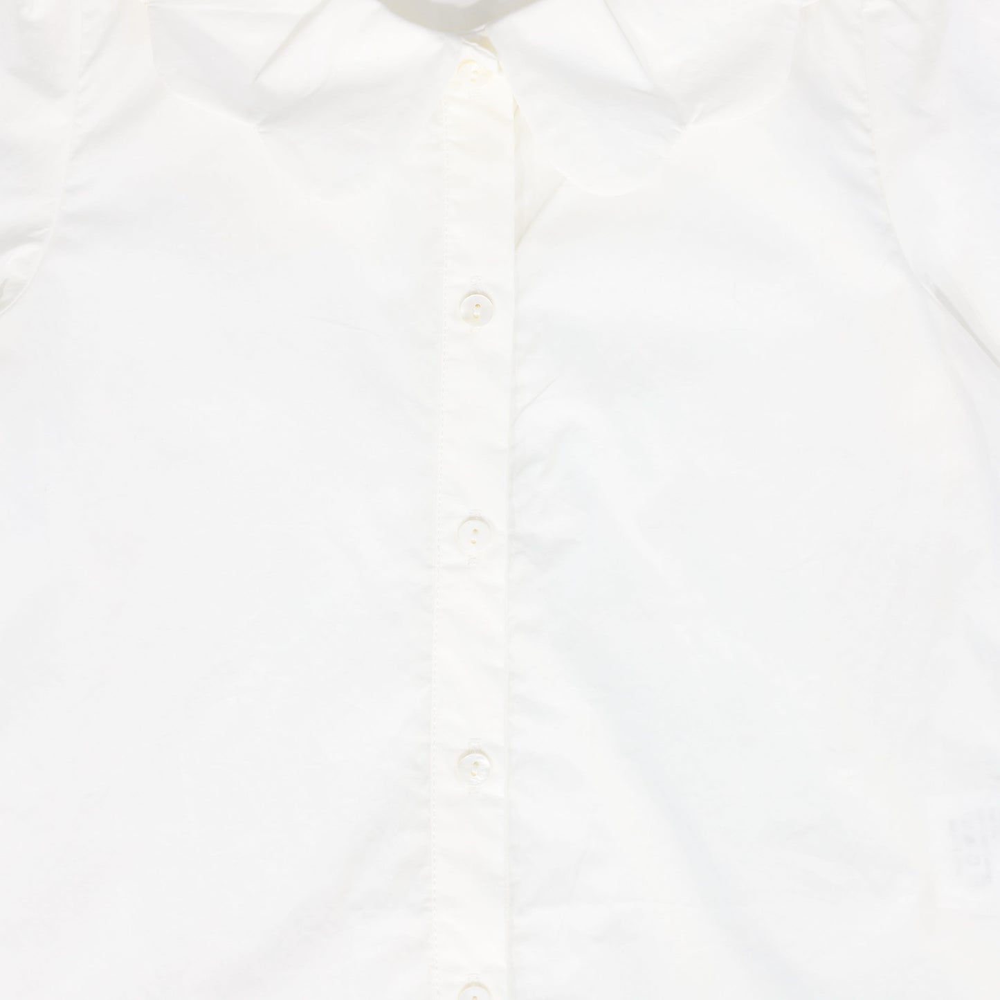 BAMBOO WHITE SCALLOP COLLAR SS BLOUSE