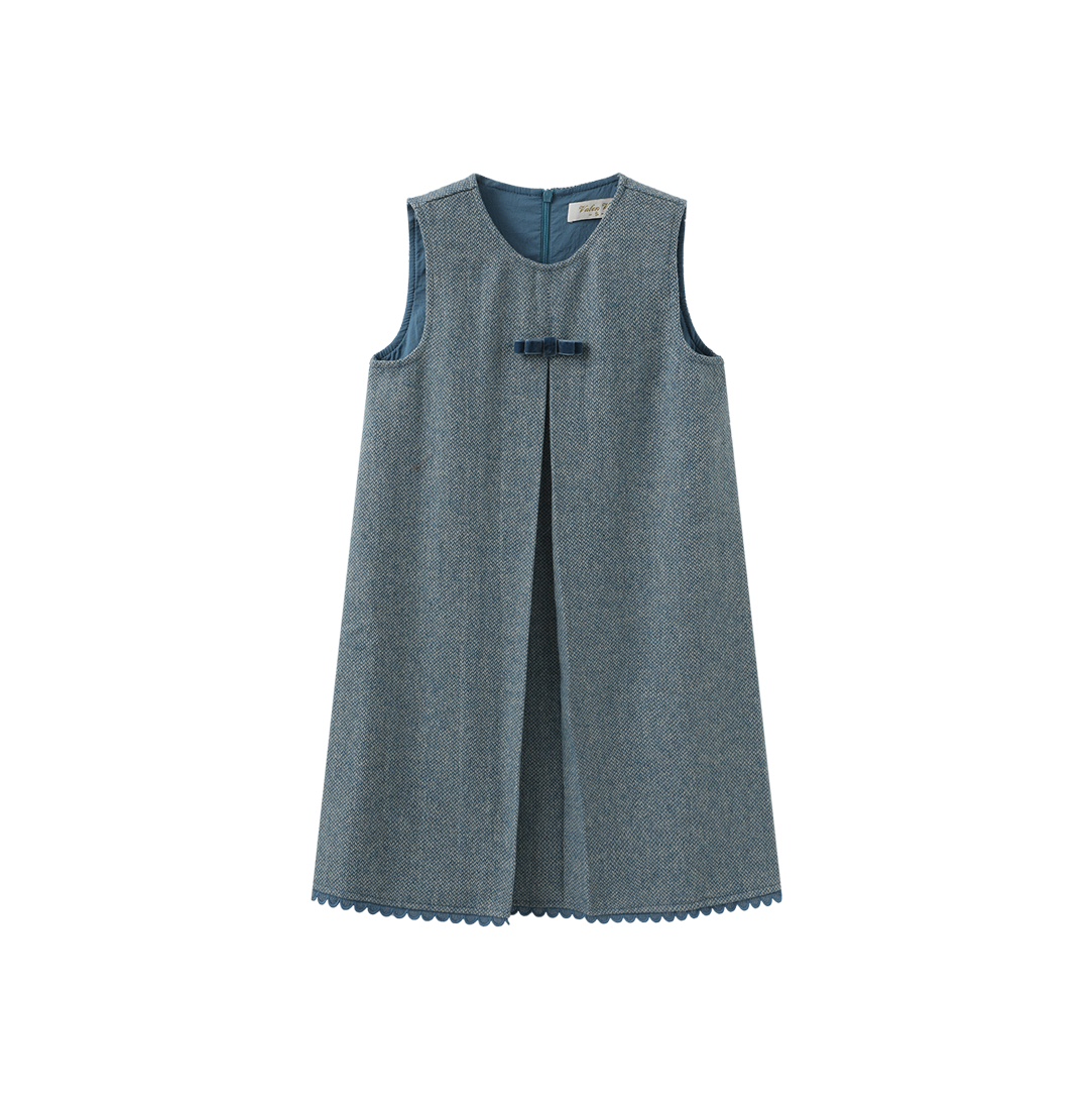 VALEN VEE BLUE SCALLOP TRIM JUMPER