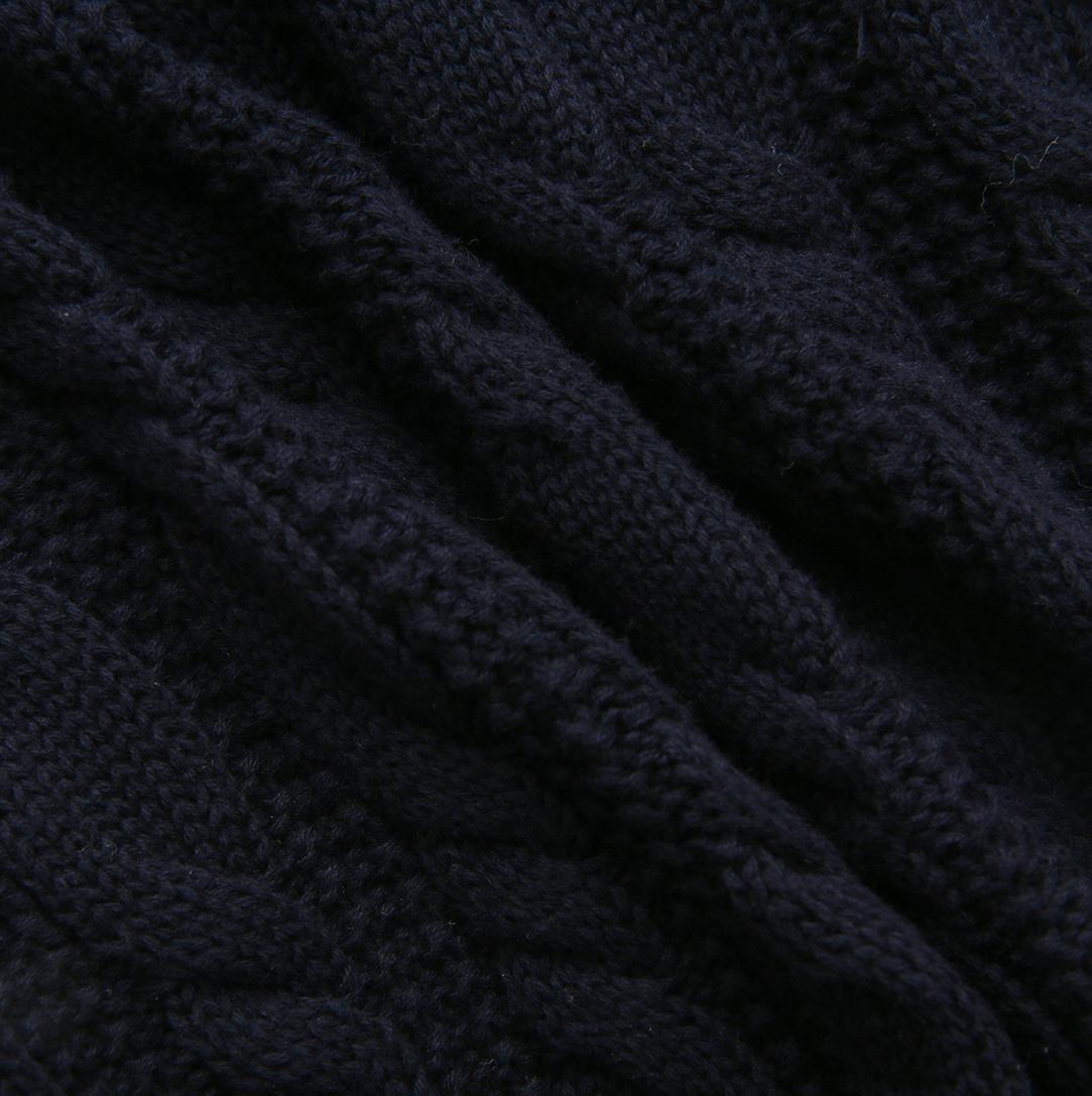 FRENCH HERITAGE NAVY CABLE KNIT SWEATER