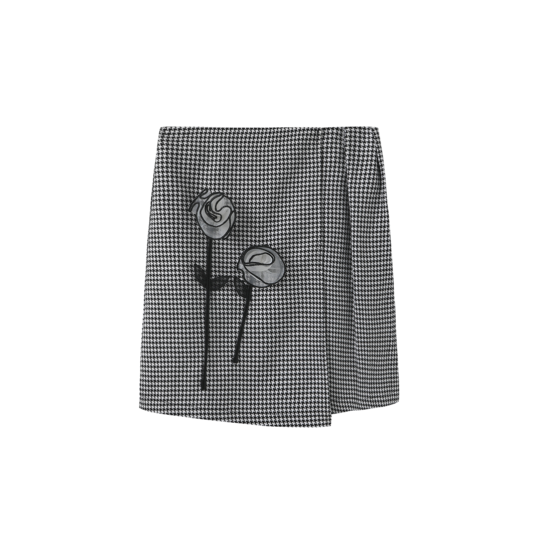 ONE CHILD BLACK/WHITE HOUNDSTOOTH FLOWER SKIRT