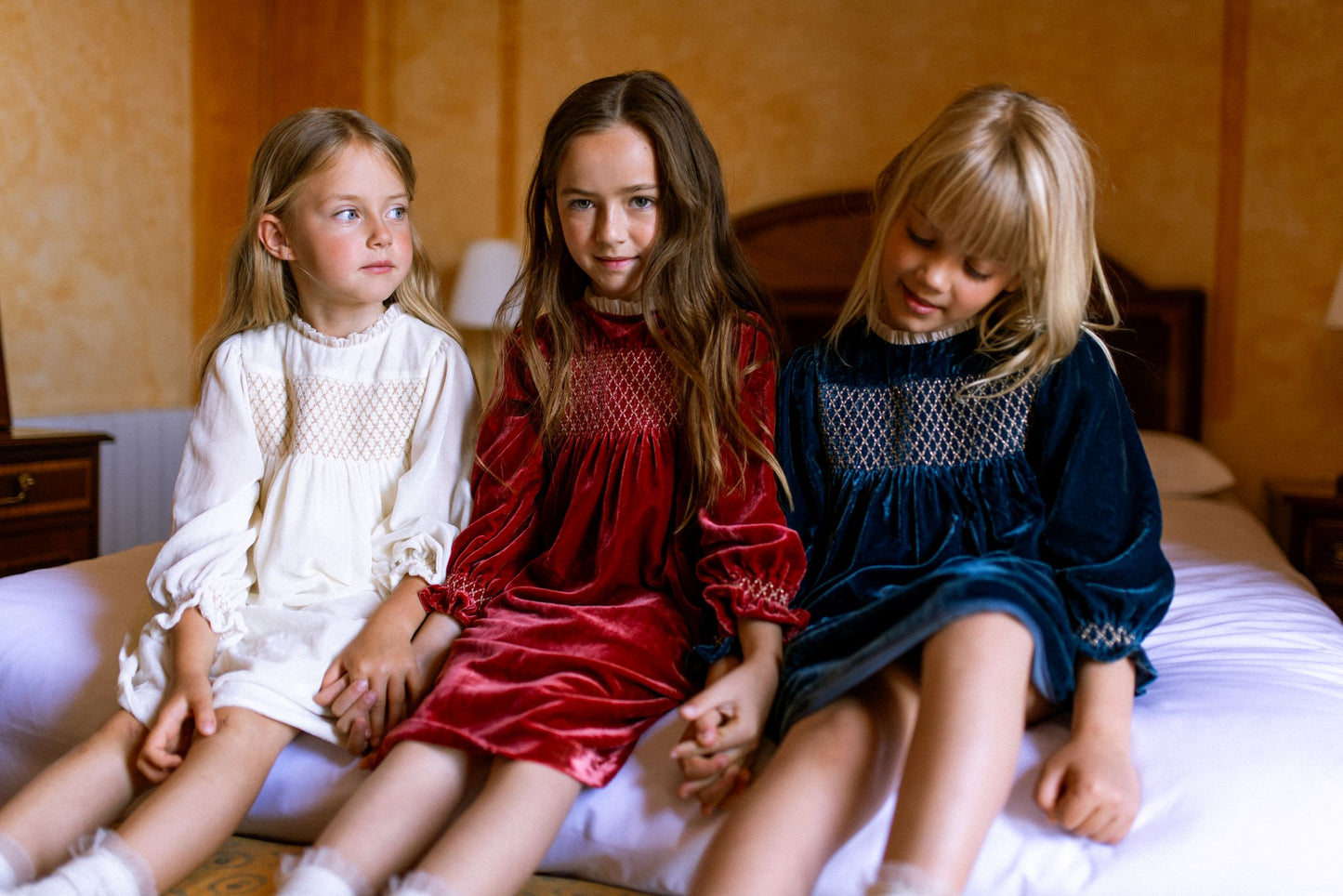 CERA UNA VOLTA CREAM VELVET SHIMMER SMOCK DRESS
