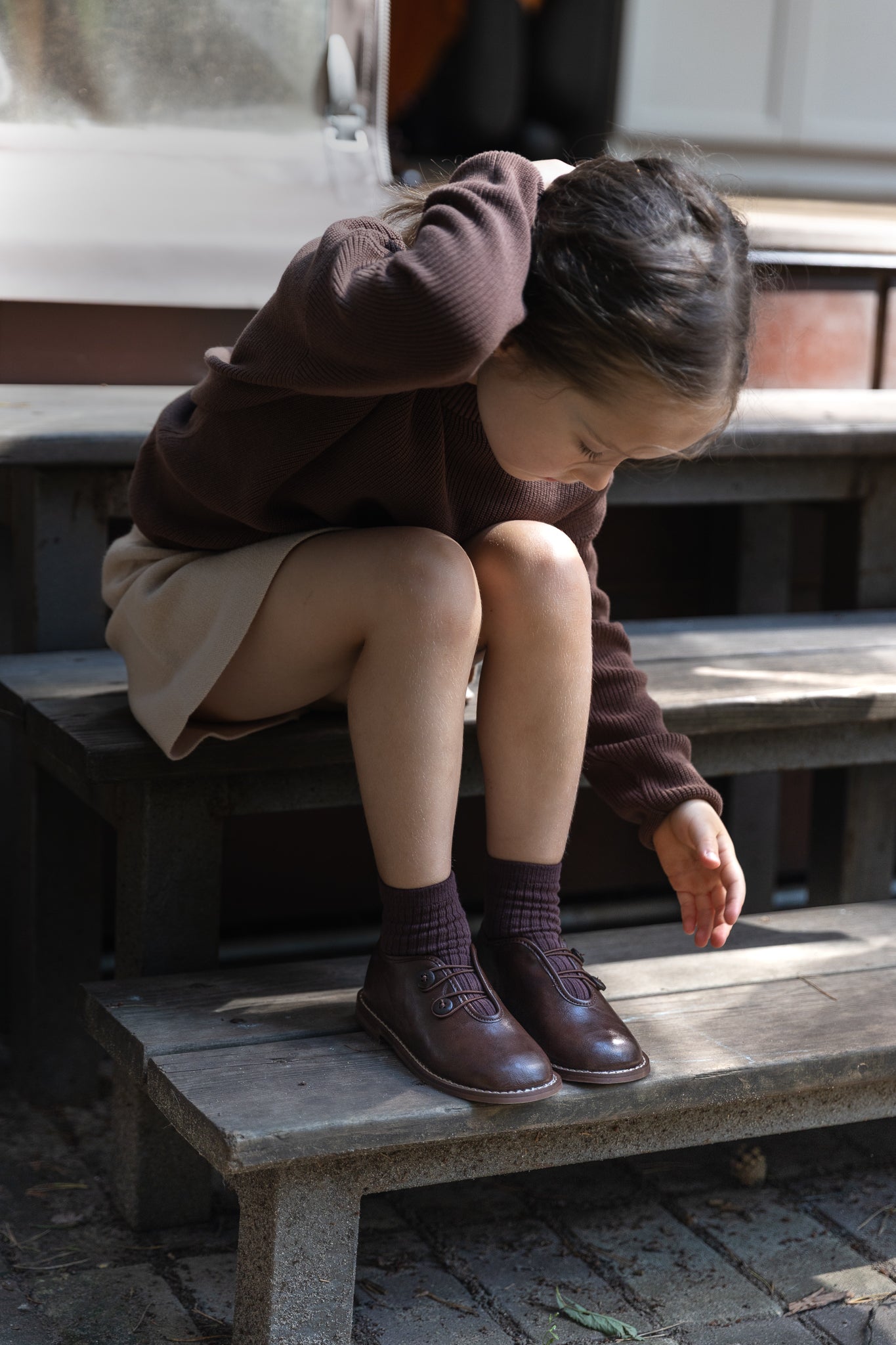 TANNERY & CO CHESTNUT LEATHER BUTTON SHOE