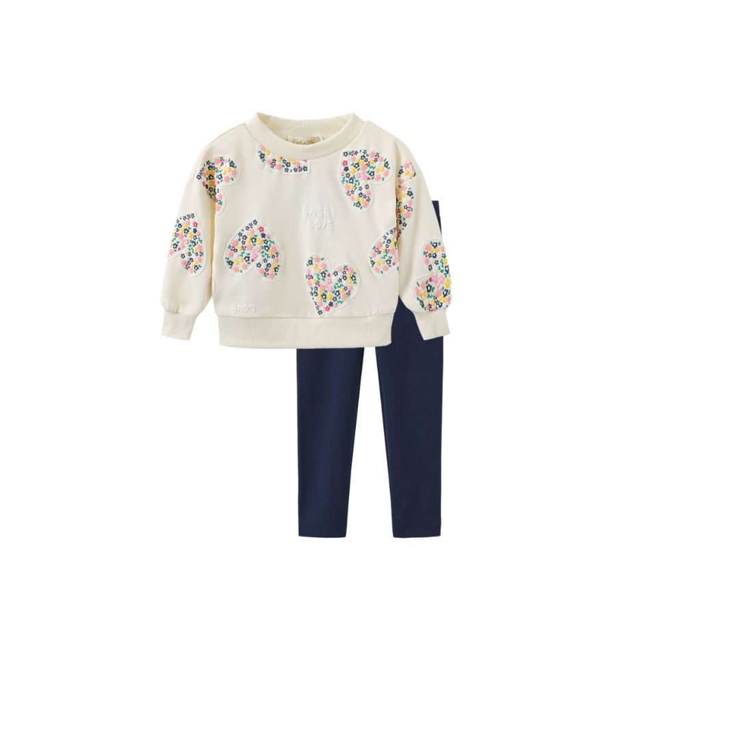 VALEN VEE CREAM LOVE HEART SWEASHIRT SET