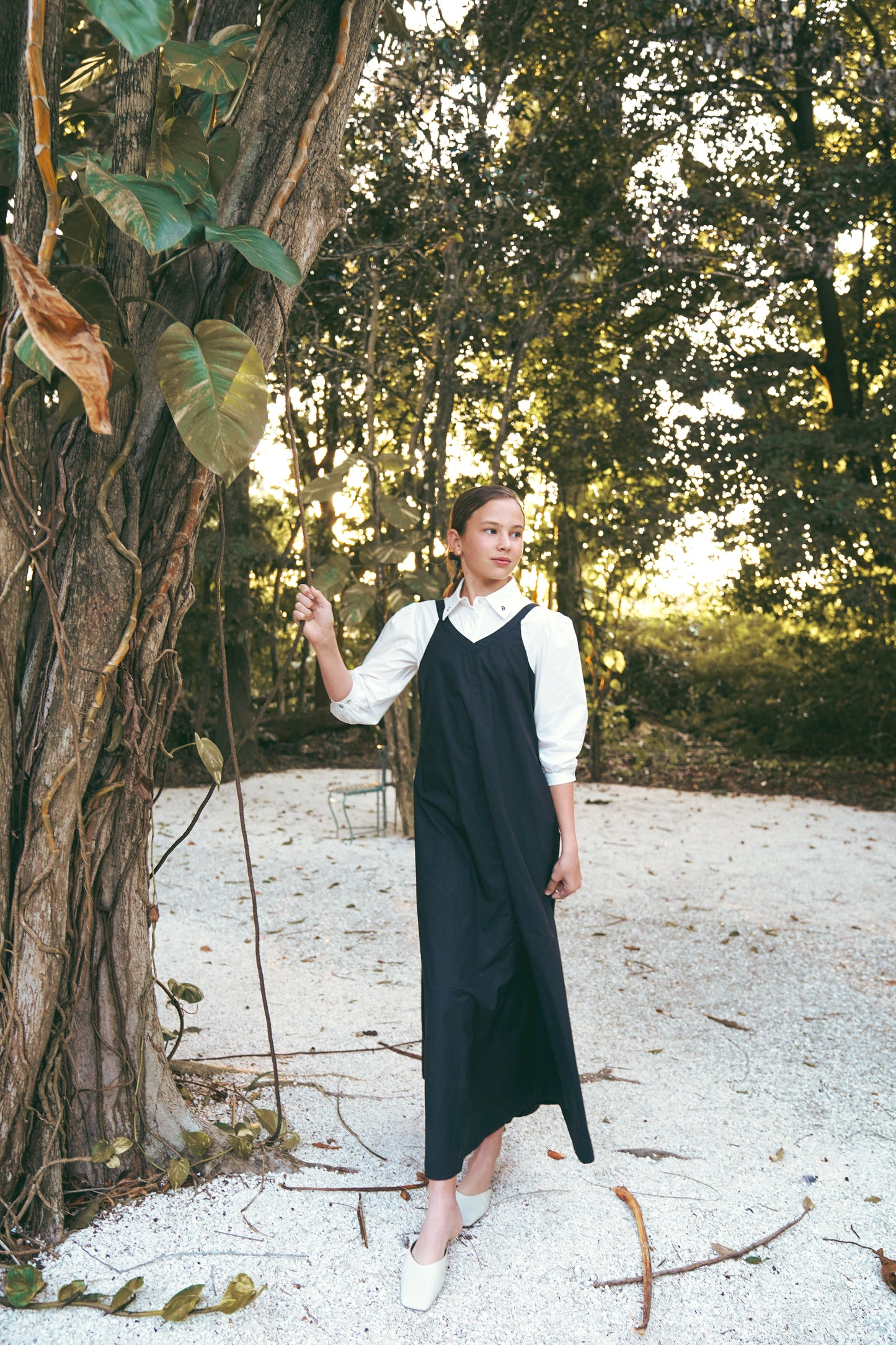 COCO BLANC BLACK V-NECK MAXI JUMPER