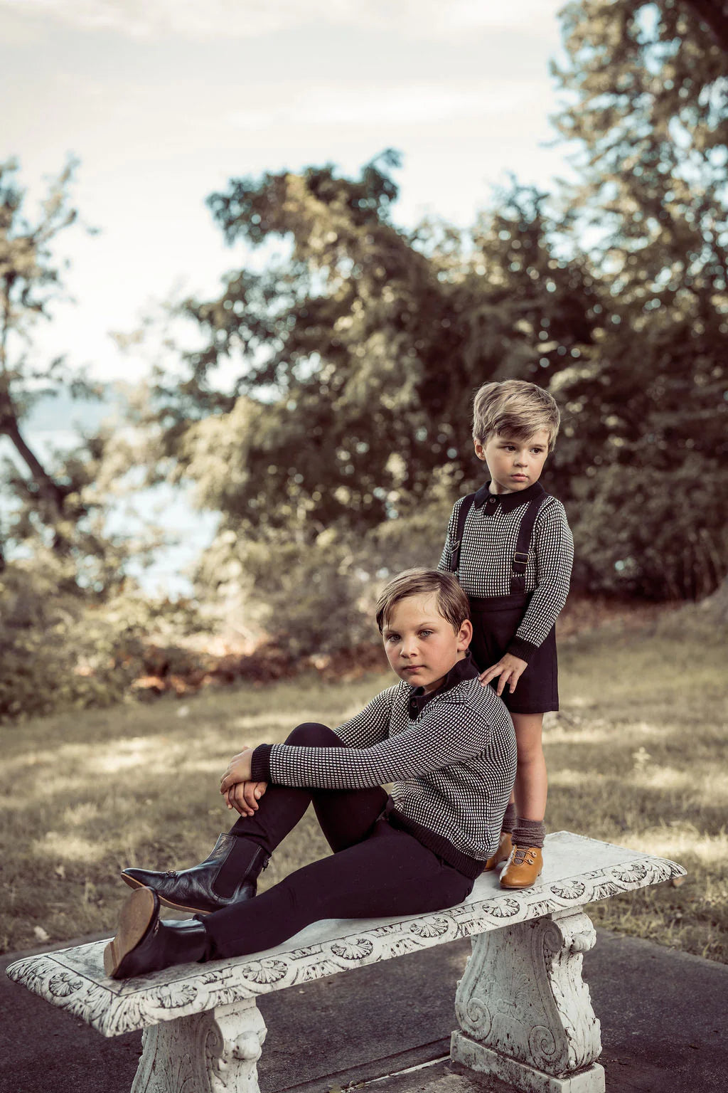 COCO BLANC BLACK/WHITE BOYS COLLARED SWEATER