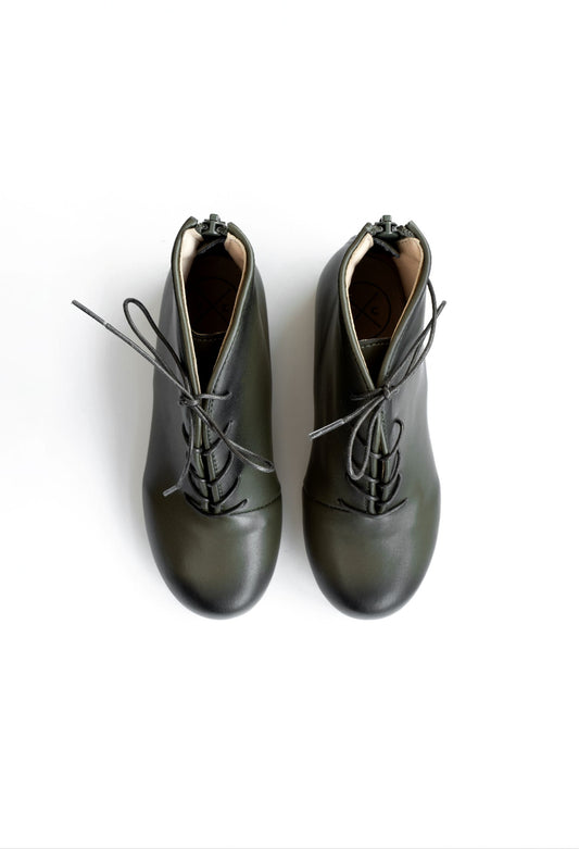 TANNERY & CO GREEN LEATHER BOOTIES