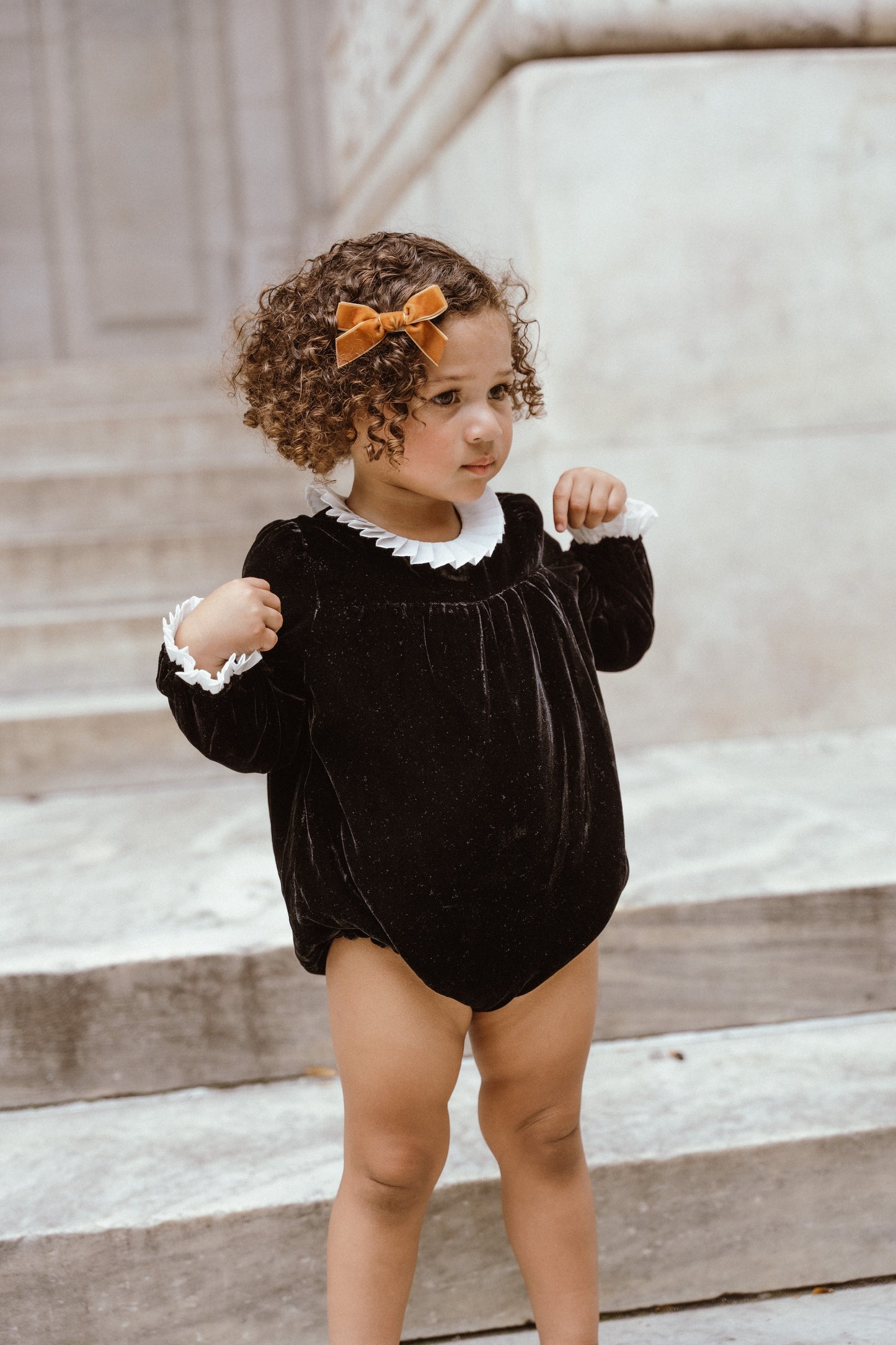 COCO BLANC BLACK/WHITE TRIM VELVET PLEATED COLLAR ROMPER