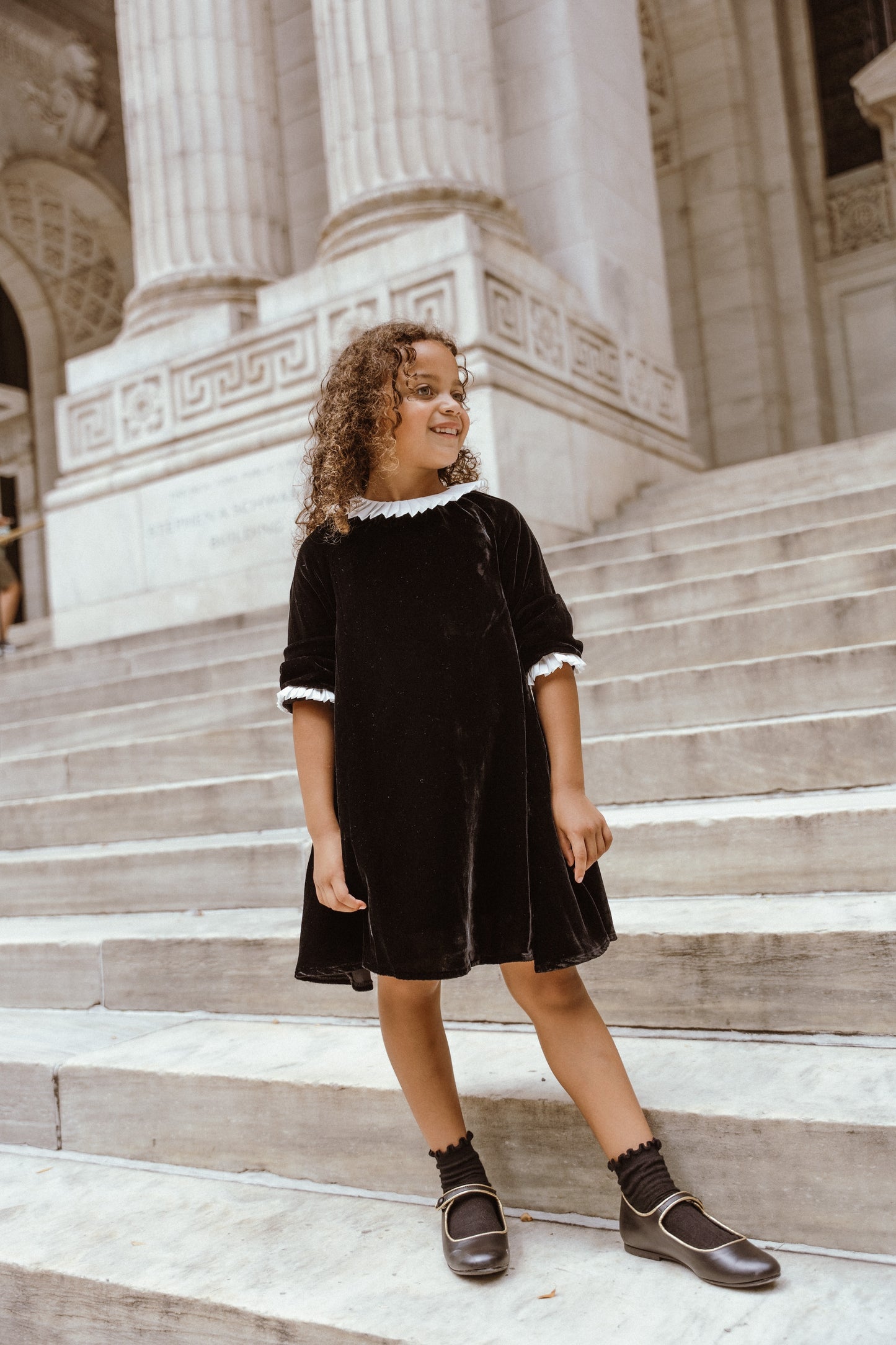 COCO BLANC BLACK/WHITE TRIM VELVET PLEATED COLLAR DRESS