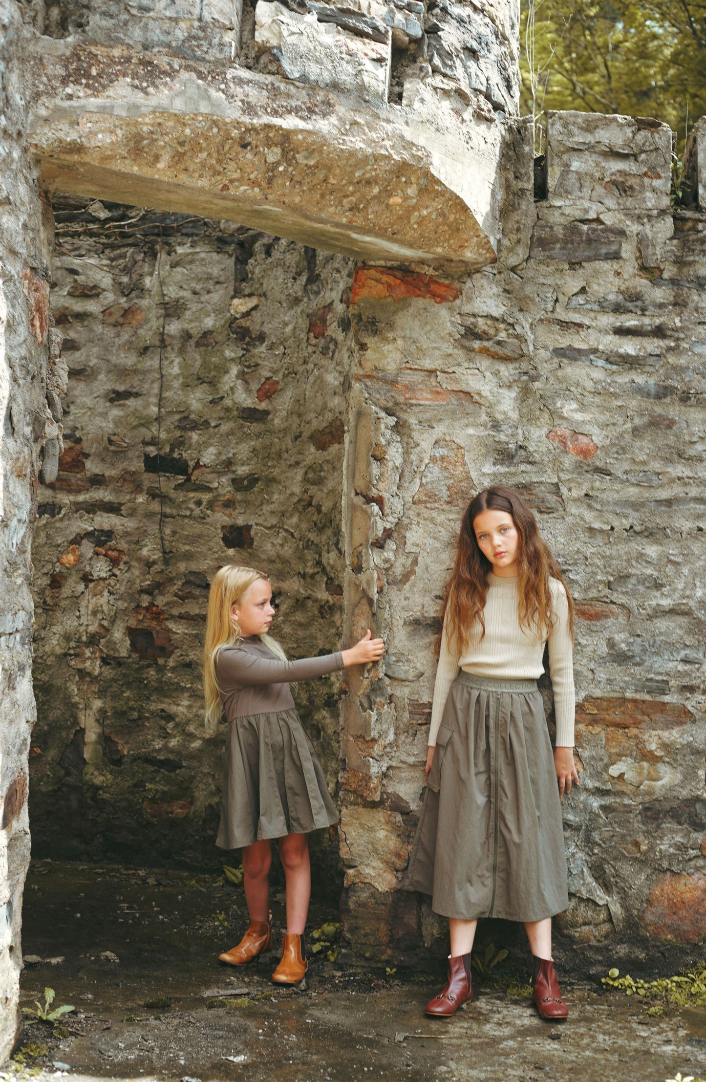 BACE COLLECTION OLIVE ZIPPER CARGO SKIRT