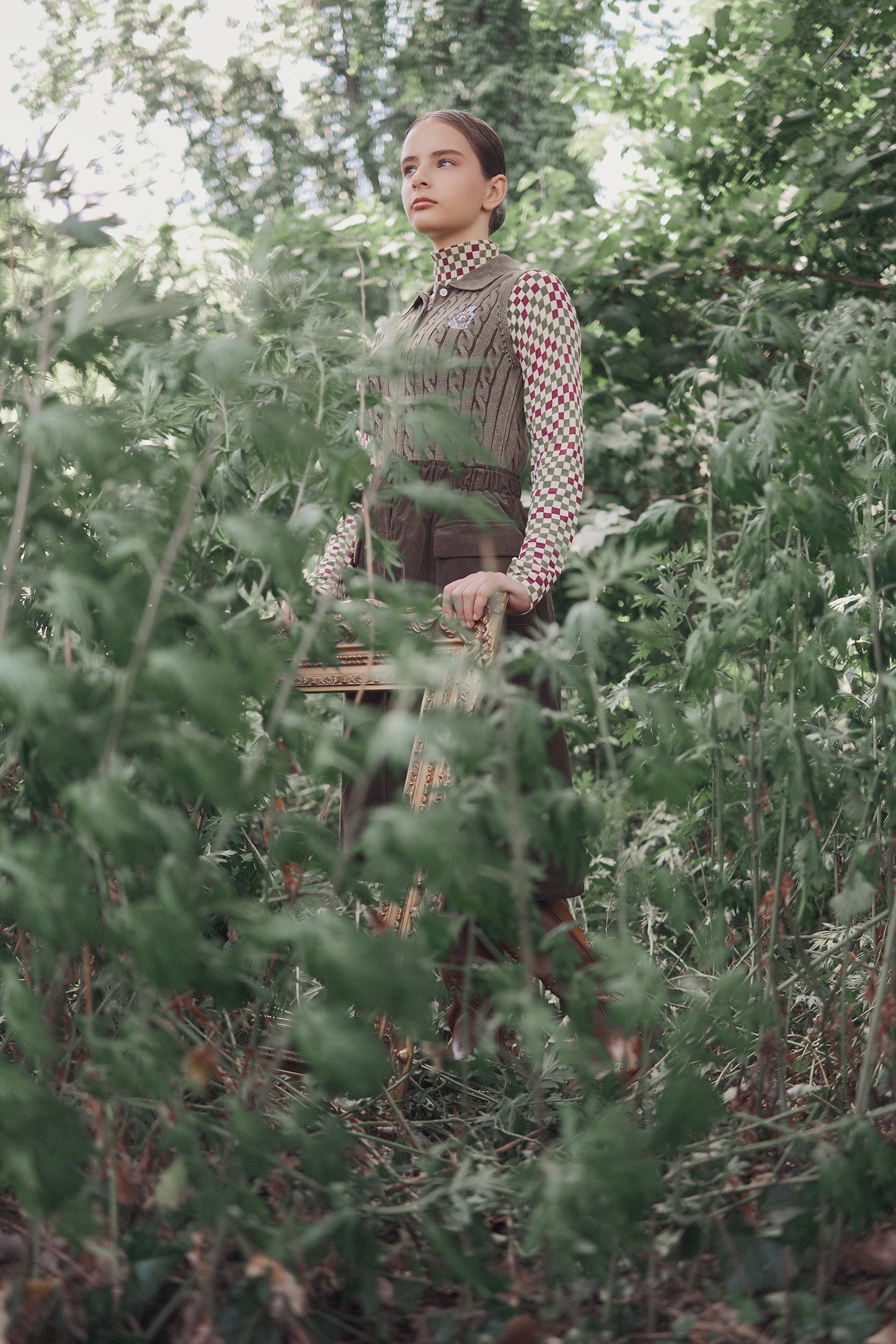 VALENTINA OLIVE CABLE-KNIT CROP VEST
