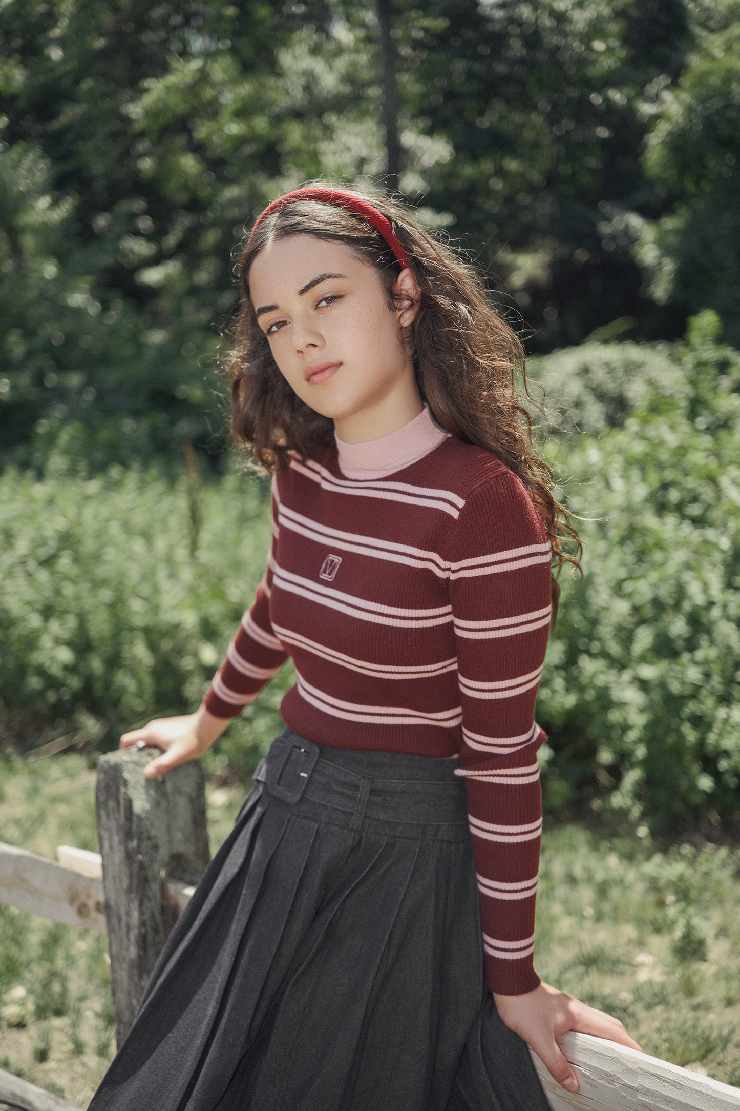 VALENTINA BURGUNDY RIBBED KNIT STRIPE TURTLENECK