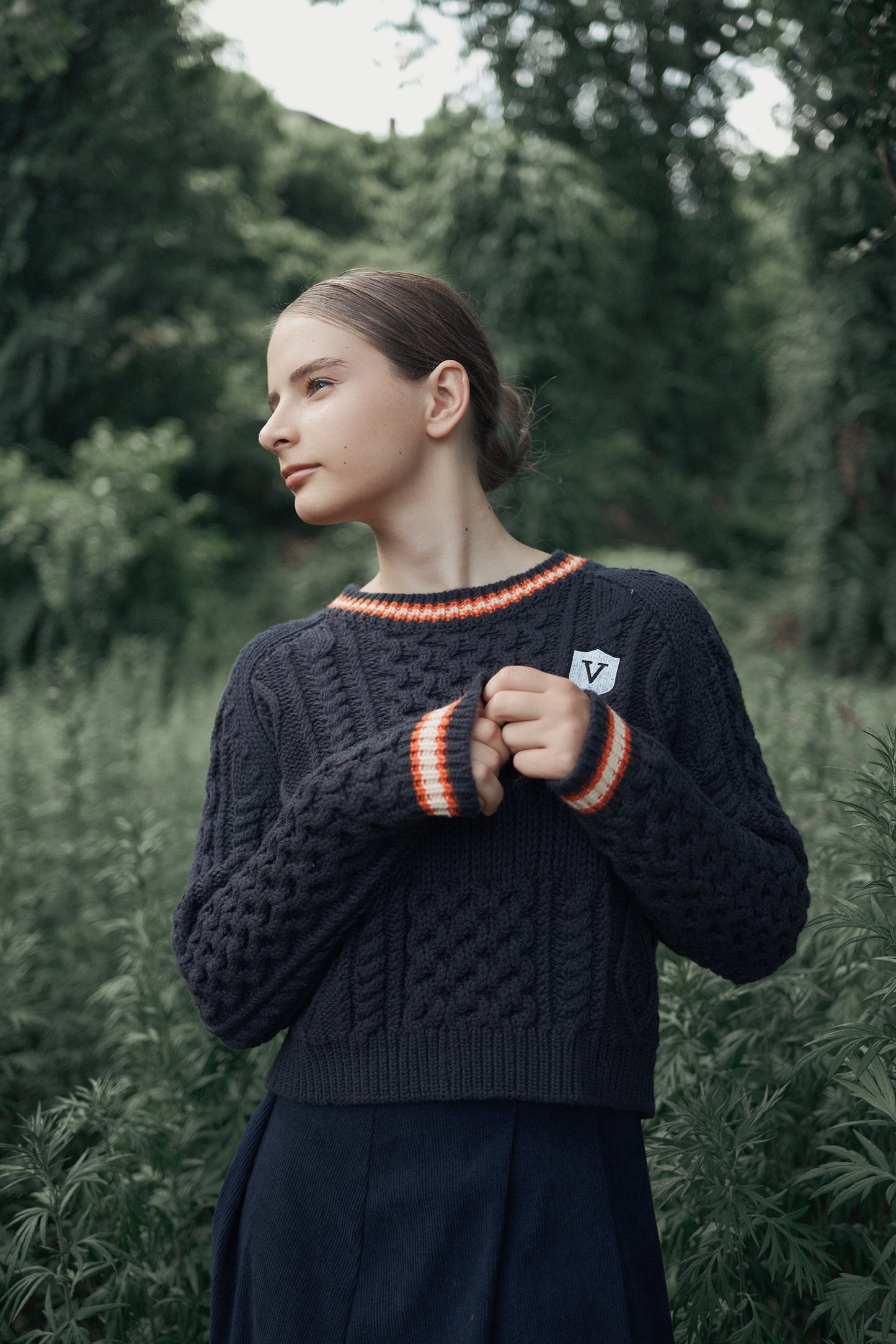 VALENTINA NAVY CABLE KNIT TRIM CREST SWEATER