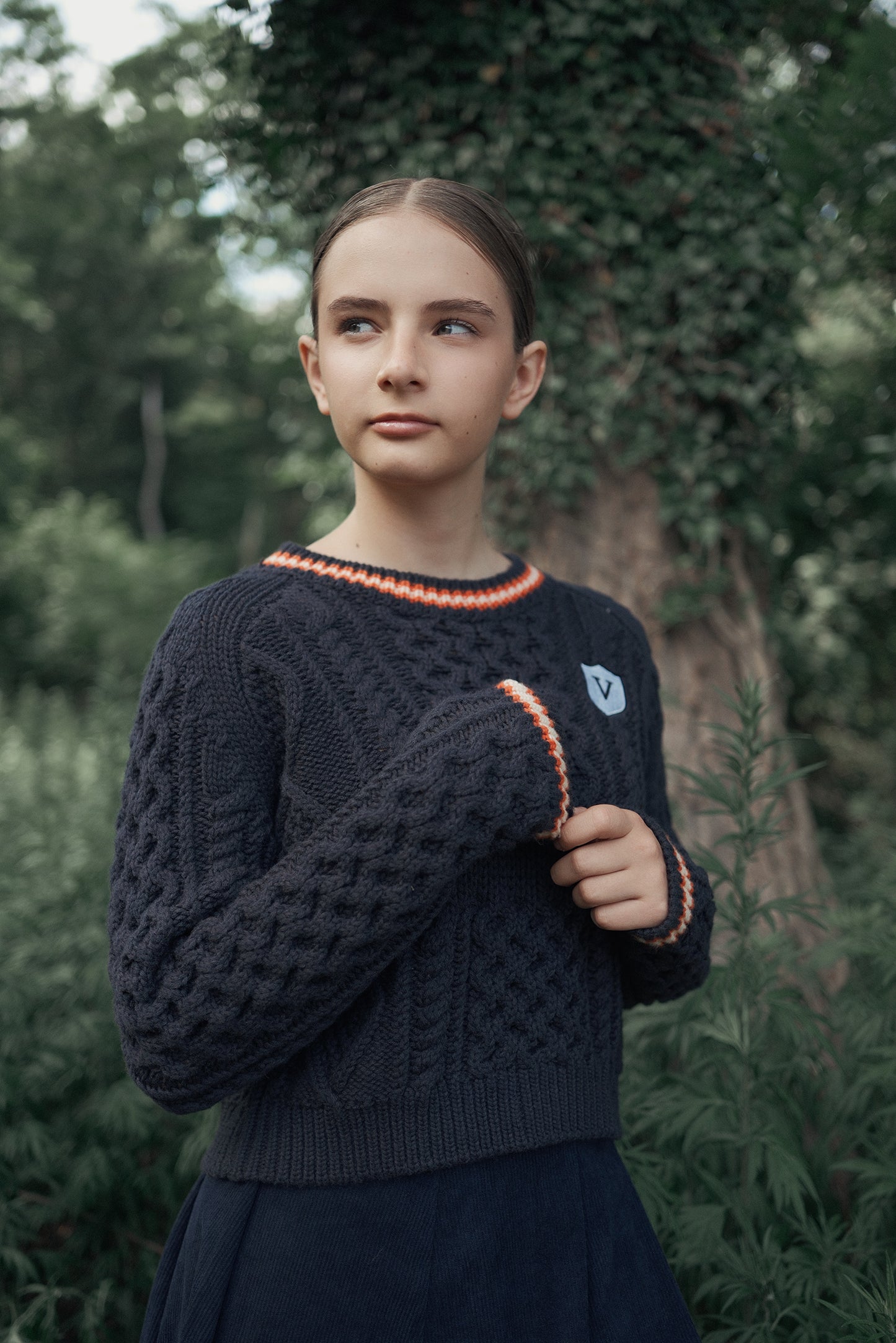 VALENTINA NAVY CABLE KNIT TRIM CREST SWEATER