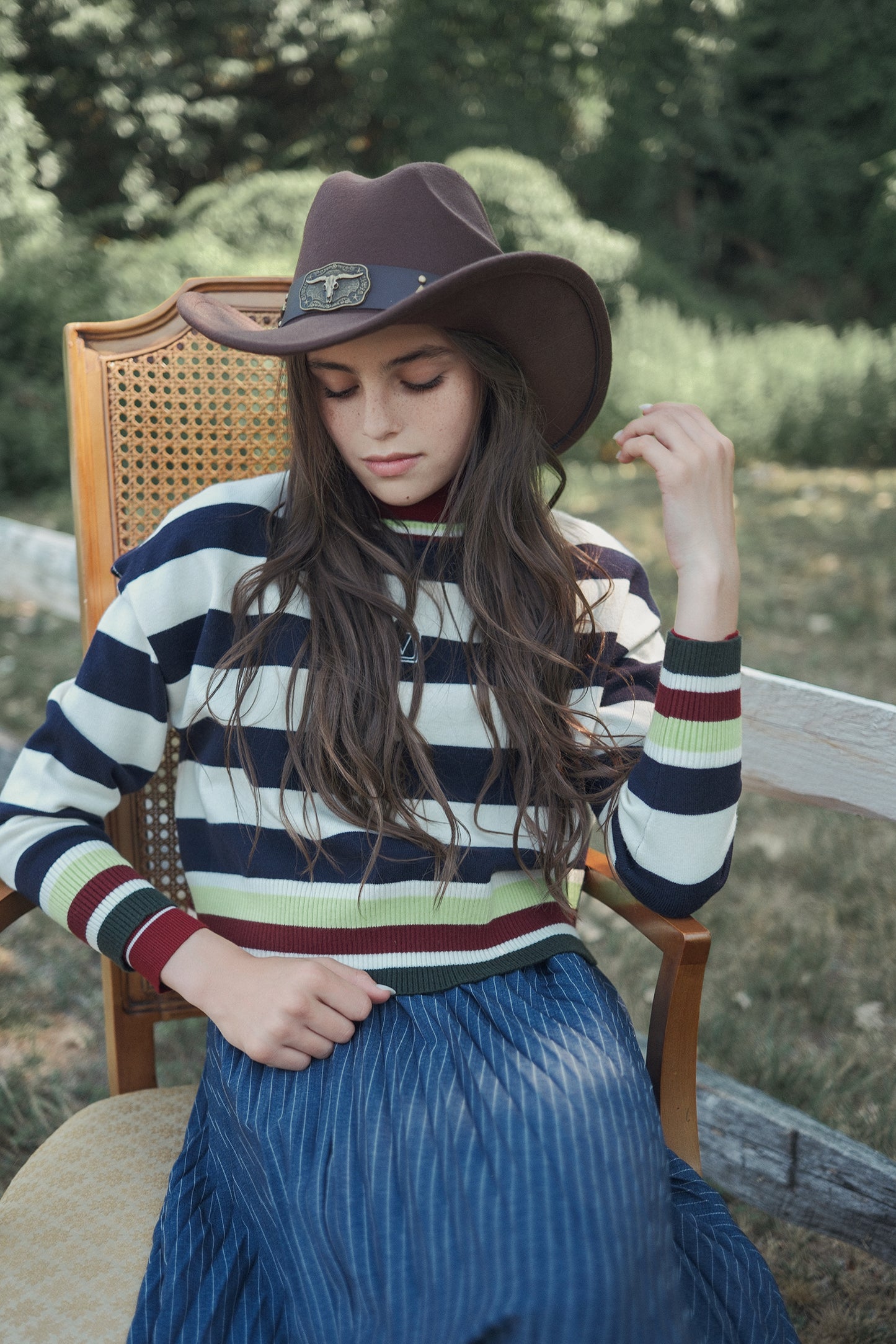 VALENTINA NAVY WIDE STRIPED TRIMMING SWEATER
