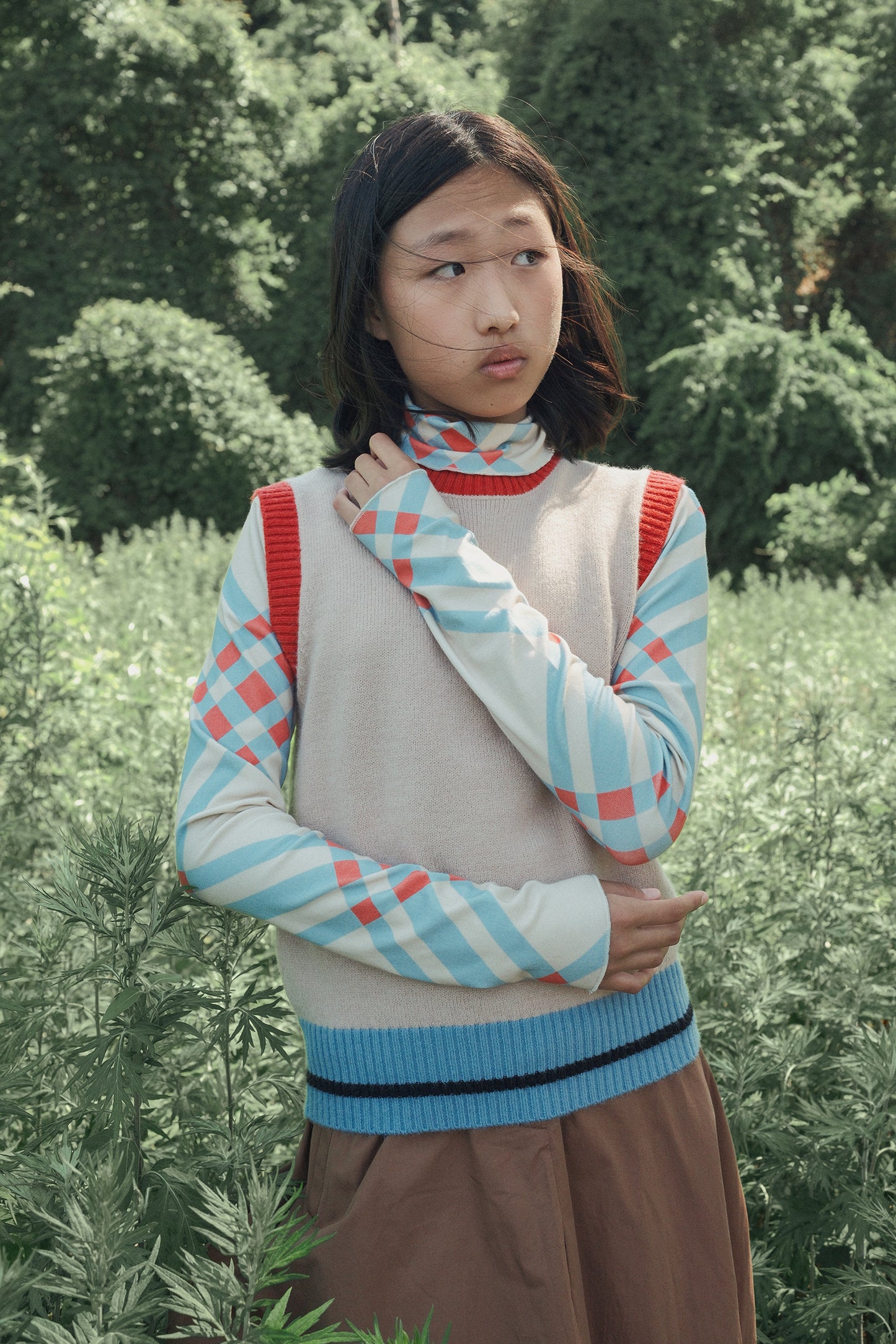 VALENTINA BEIGE COLORBLOCK KNIT VEST
