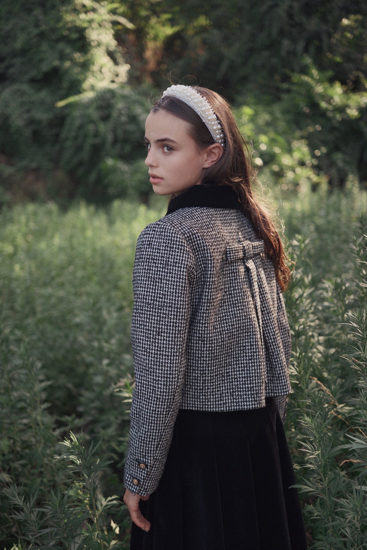 VALENTINA BLACK/WHITE HOUNDSTOOTH RUFFLE COLLAR JACKET